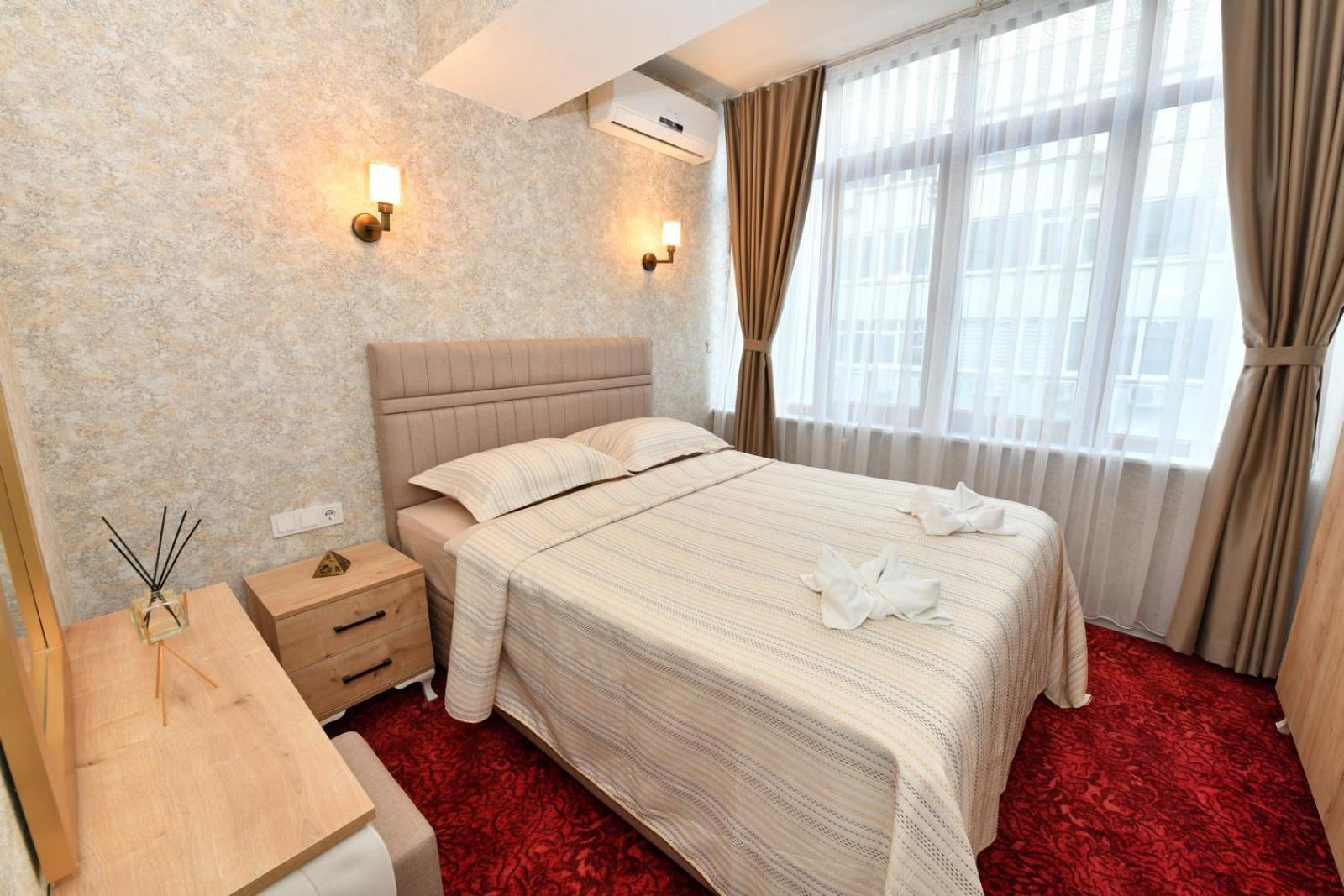 Standard Suite,1545342010:JPEG