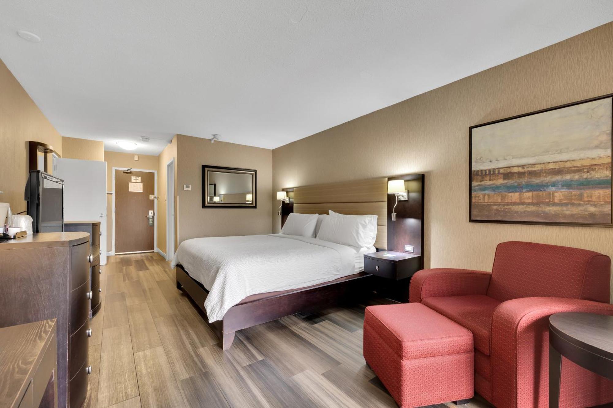 Premium King Room with River View