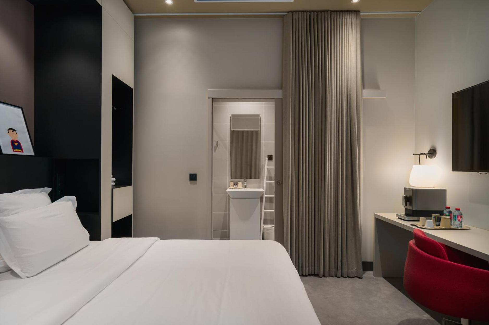 Double Room without Daylight