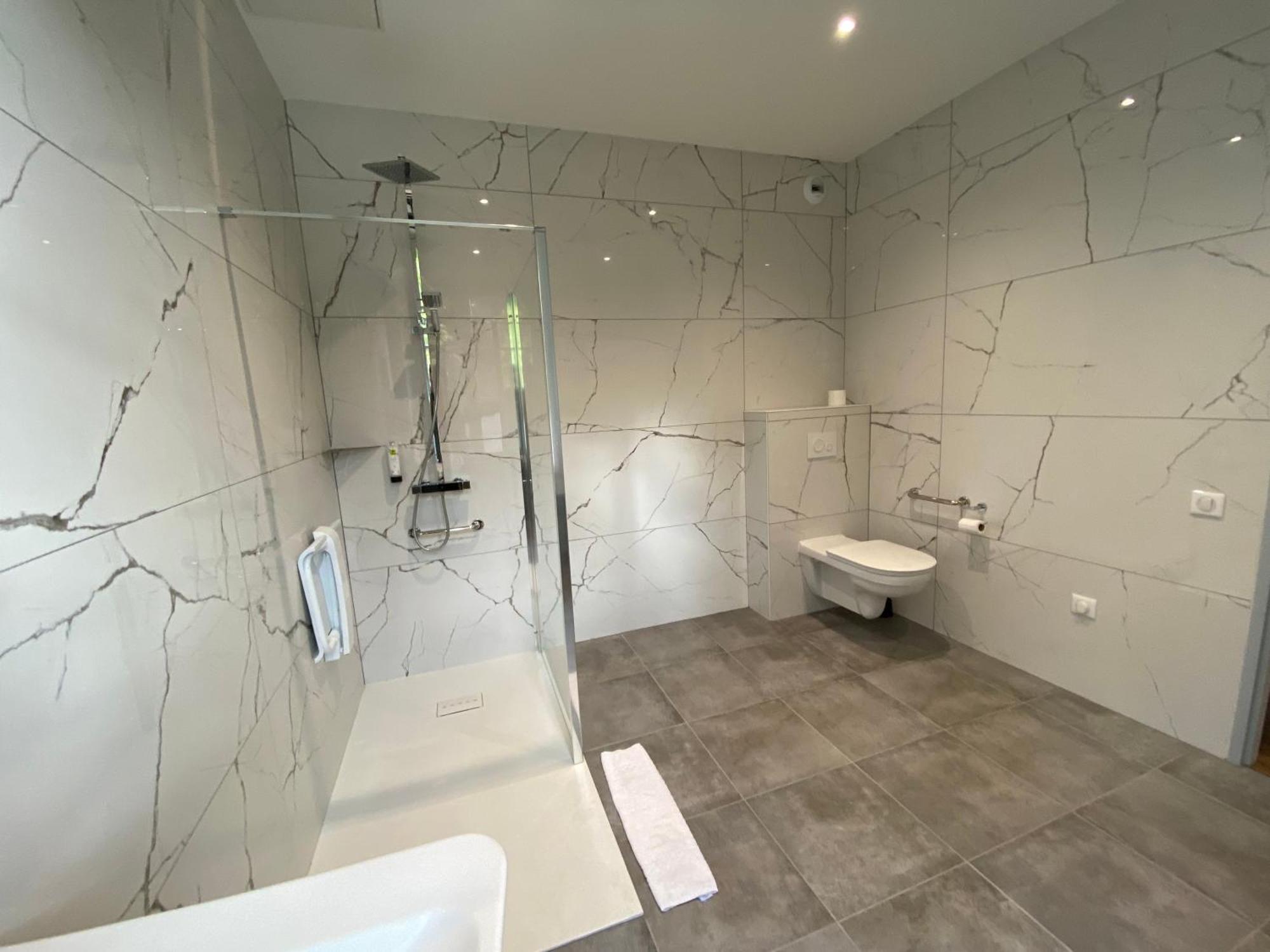 Double or Twin Room - Disability Access