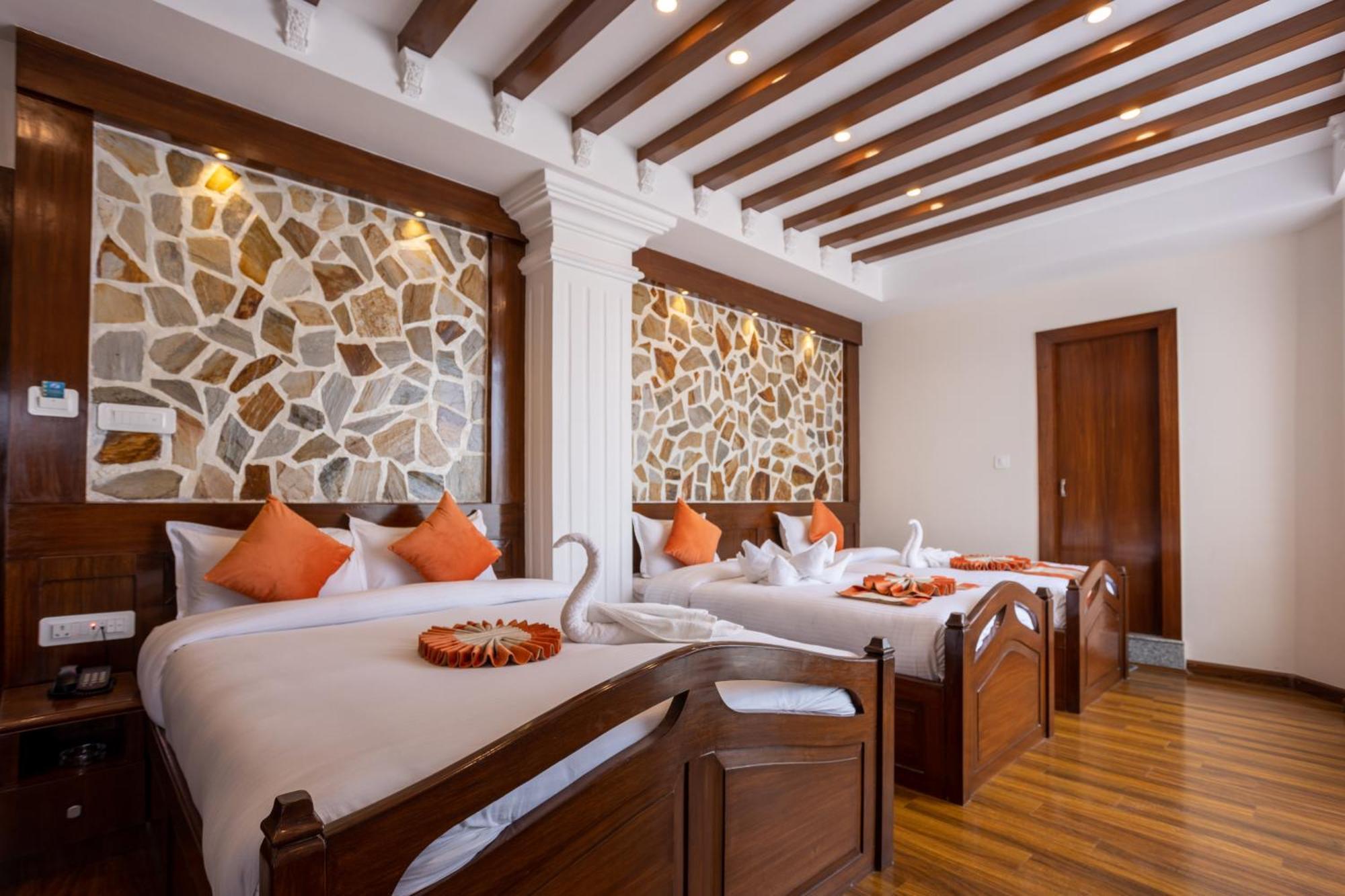 Quadruple Room with Balcony