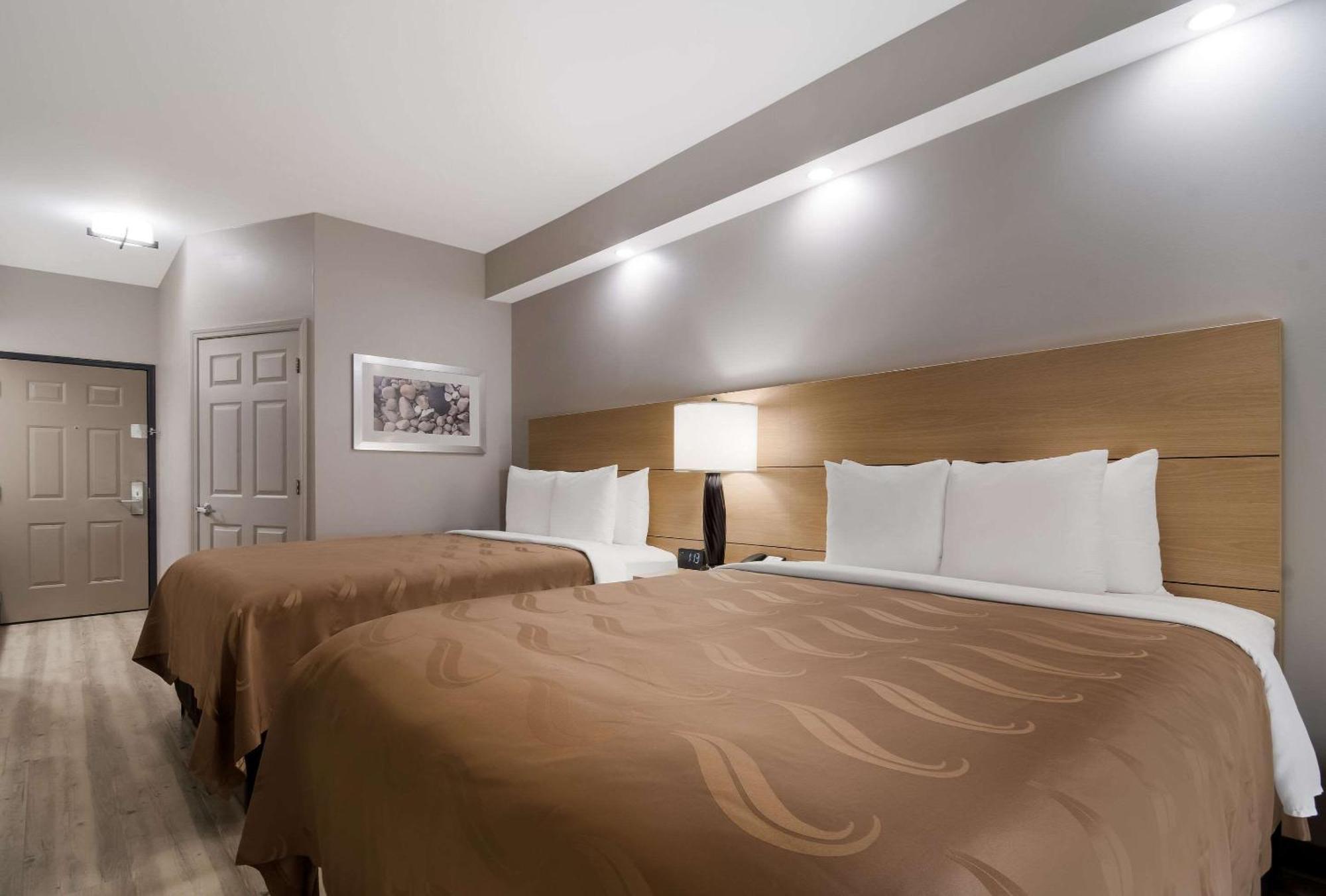 Double Room with Two Double Beds - Smoking