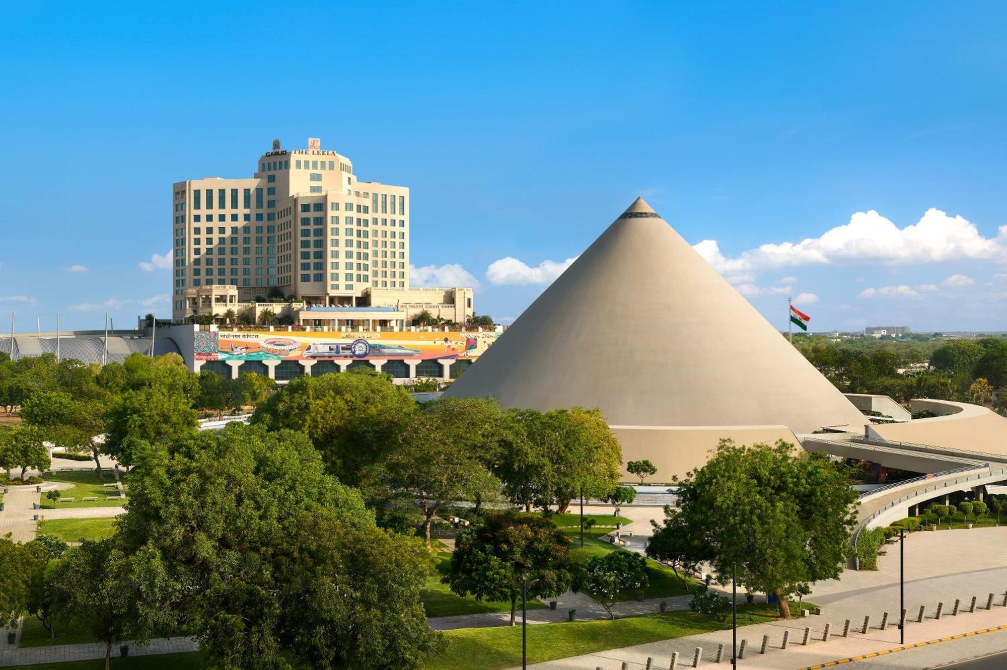 Deluxe Twin Horizon View - 15% Discount on Food & Beverages - 1000 Credit points for SPA per room per stay