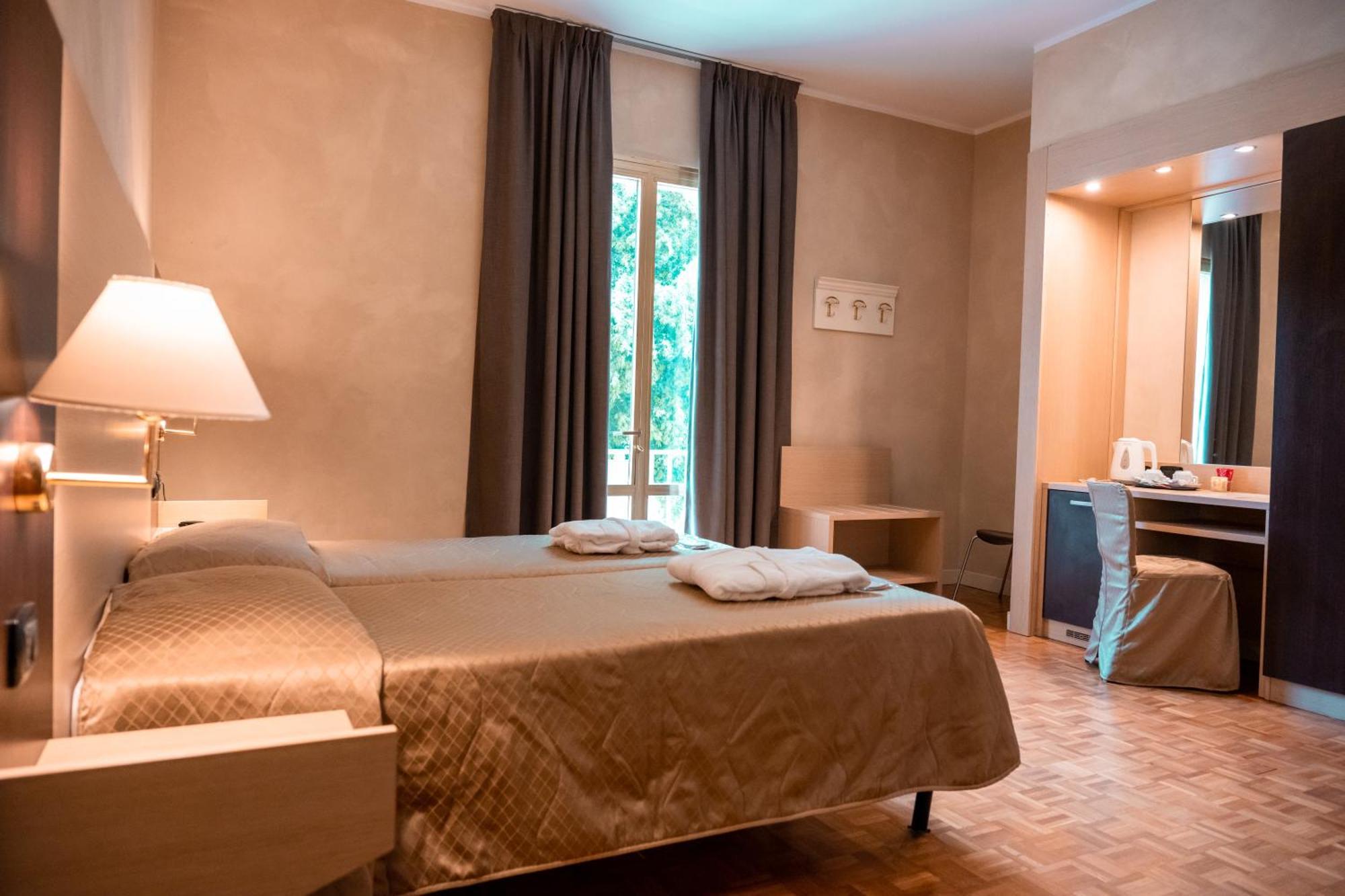Chambre Double ou Lits Jumeaux