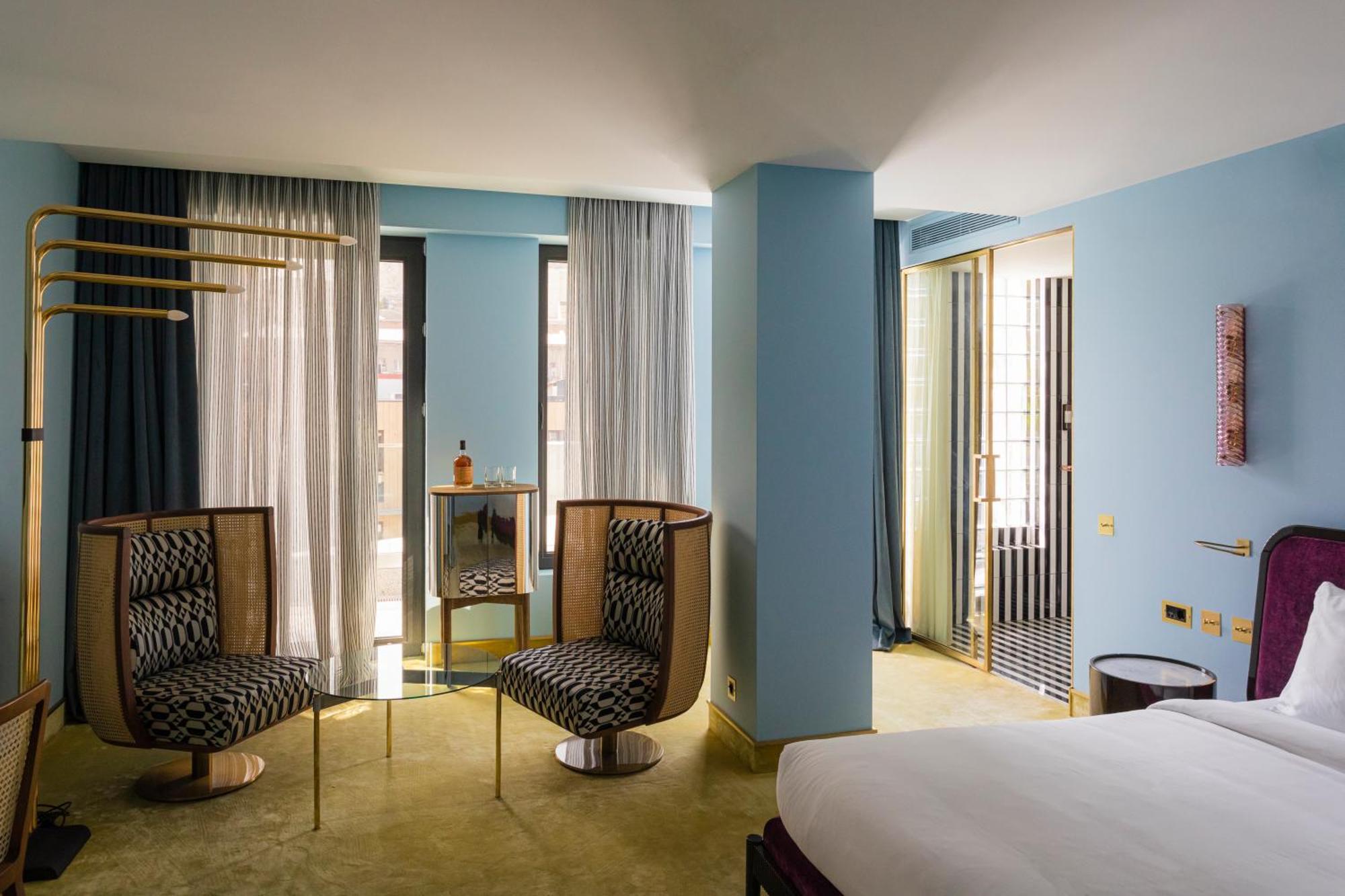 Bazzar Suite Room