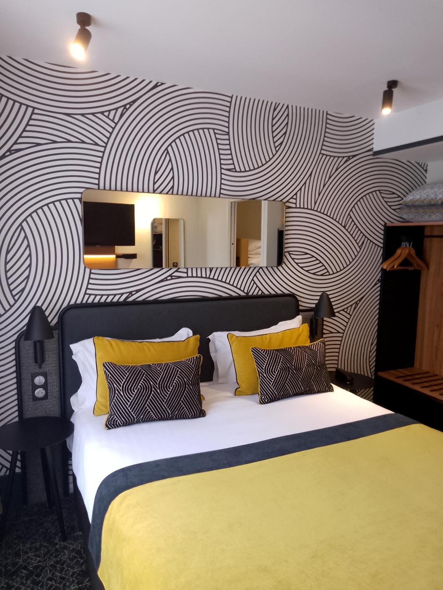 Double room single occupancy