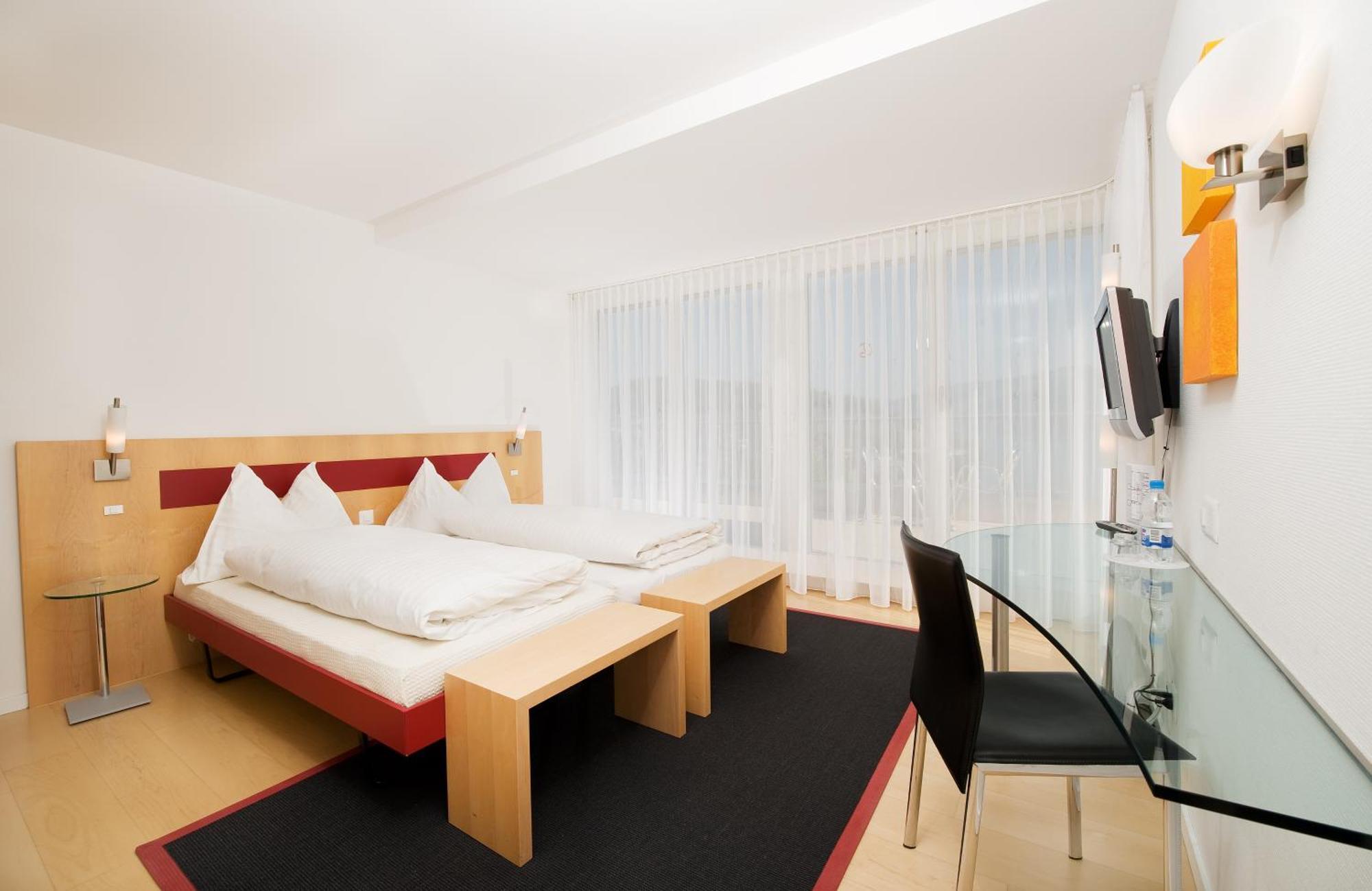 Double Room with Lake View