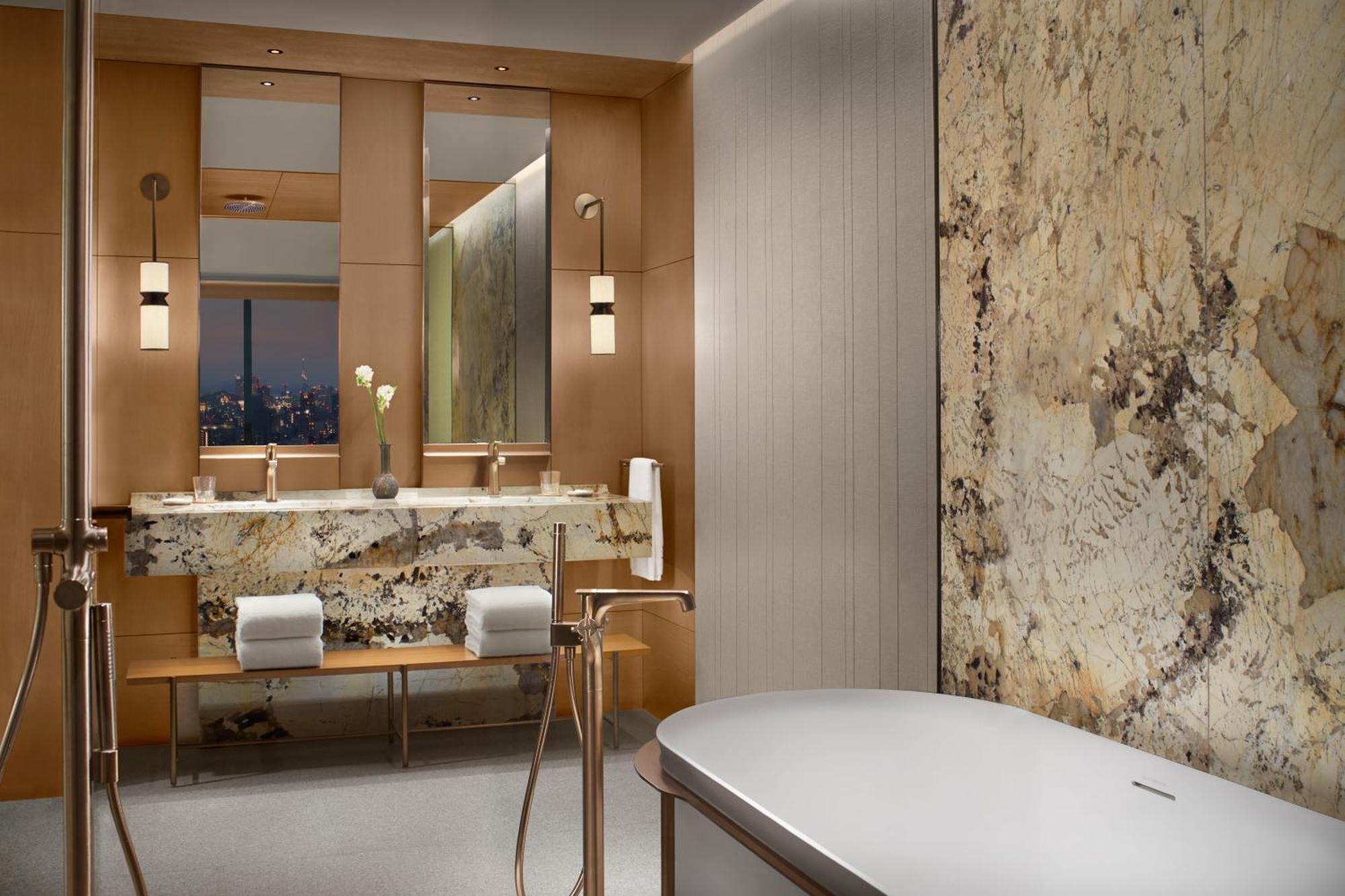 Club level, Club Guest room, 2 Doubles, Hakata Bay view