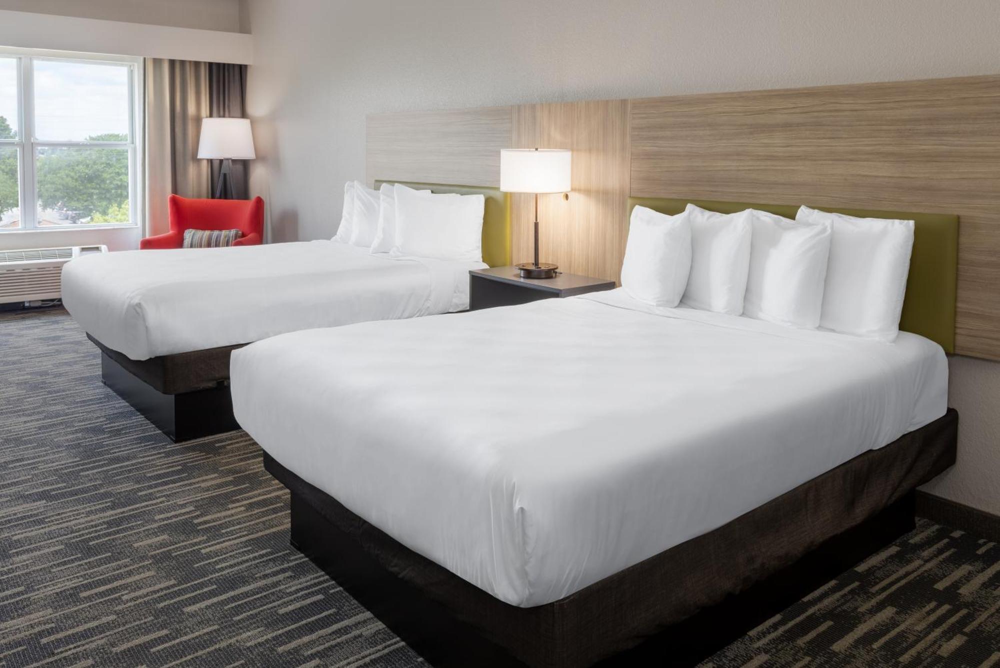 Queen Room with Two Queen Beds - Disability Access