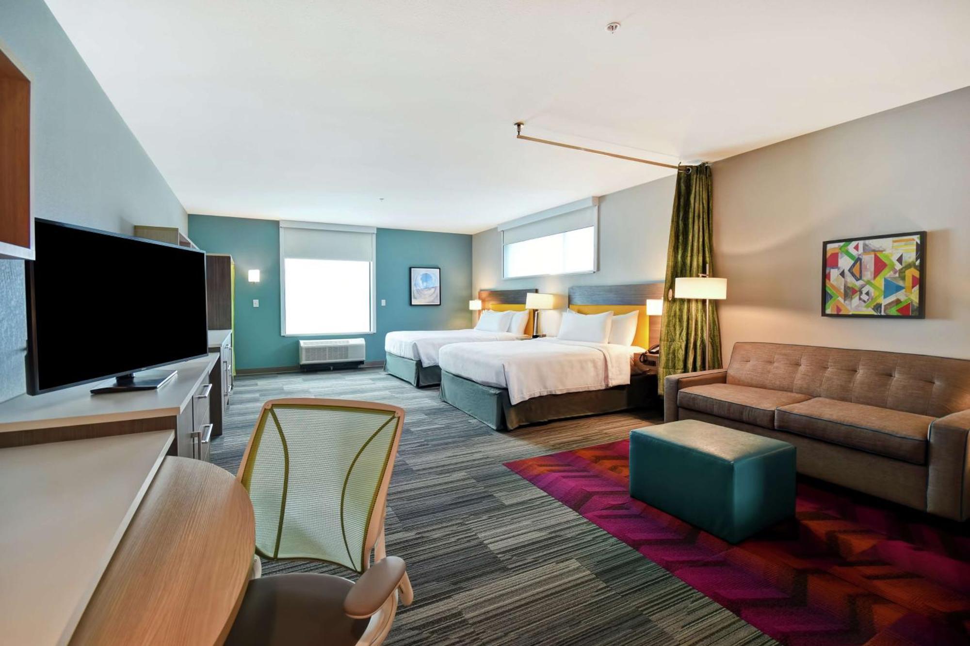 Queen Studio with Two Queen Beds - Mobility Access/Non-Smoking