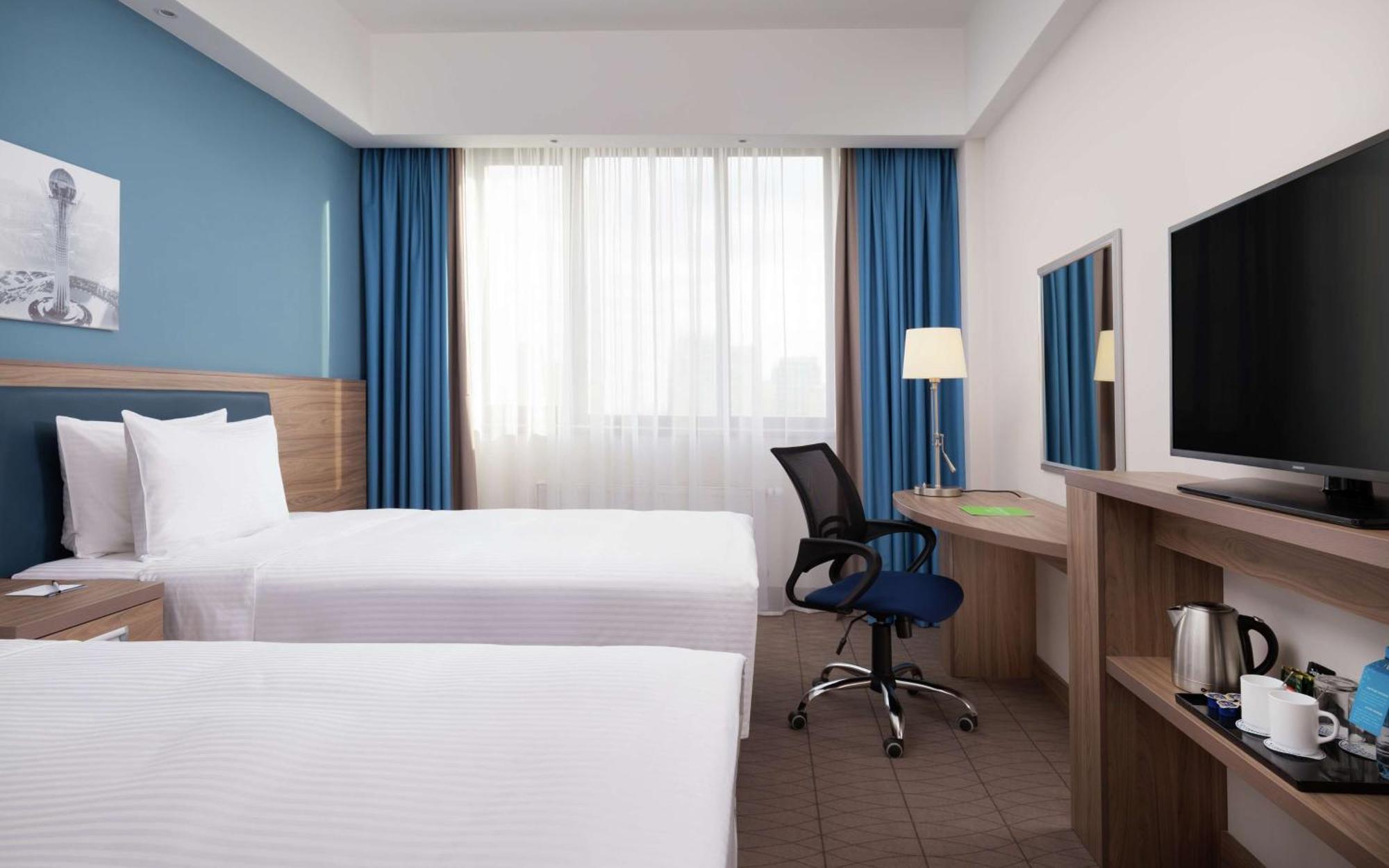 Twin Room,1546965763:JPEG