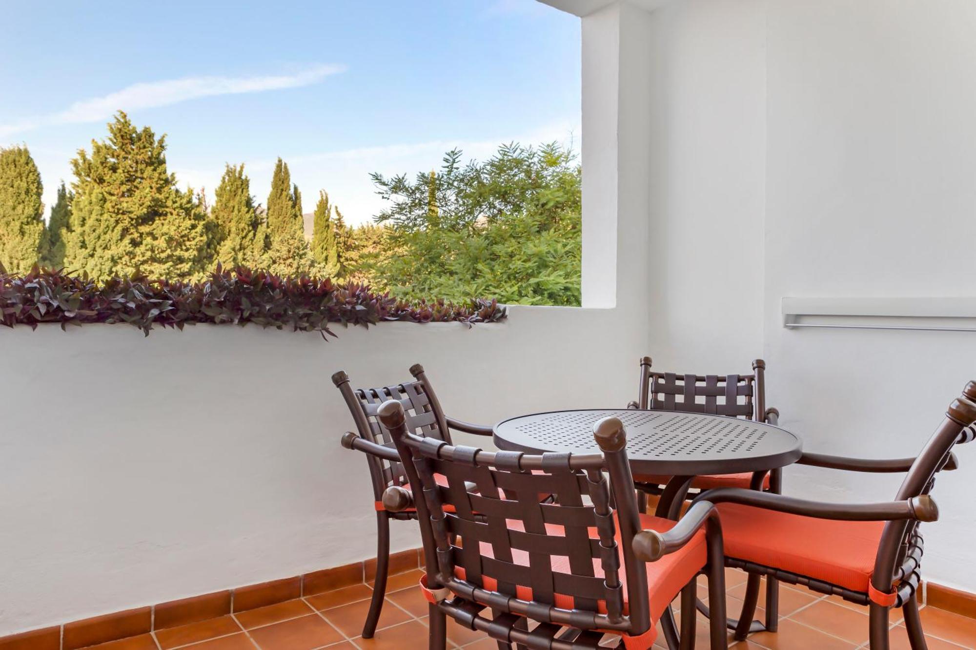 Two-Bedroom Apartment,1546991389:JPEG