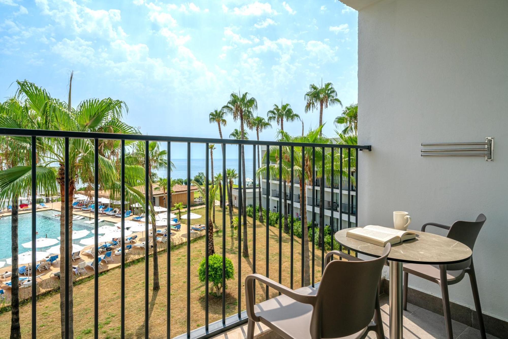 Doppelzimmer mit Balkon
