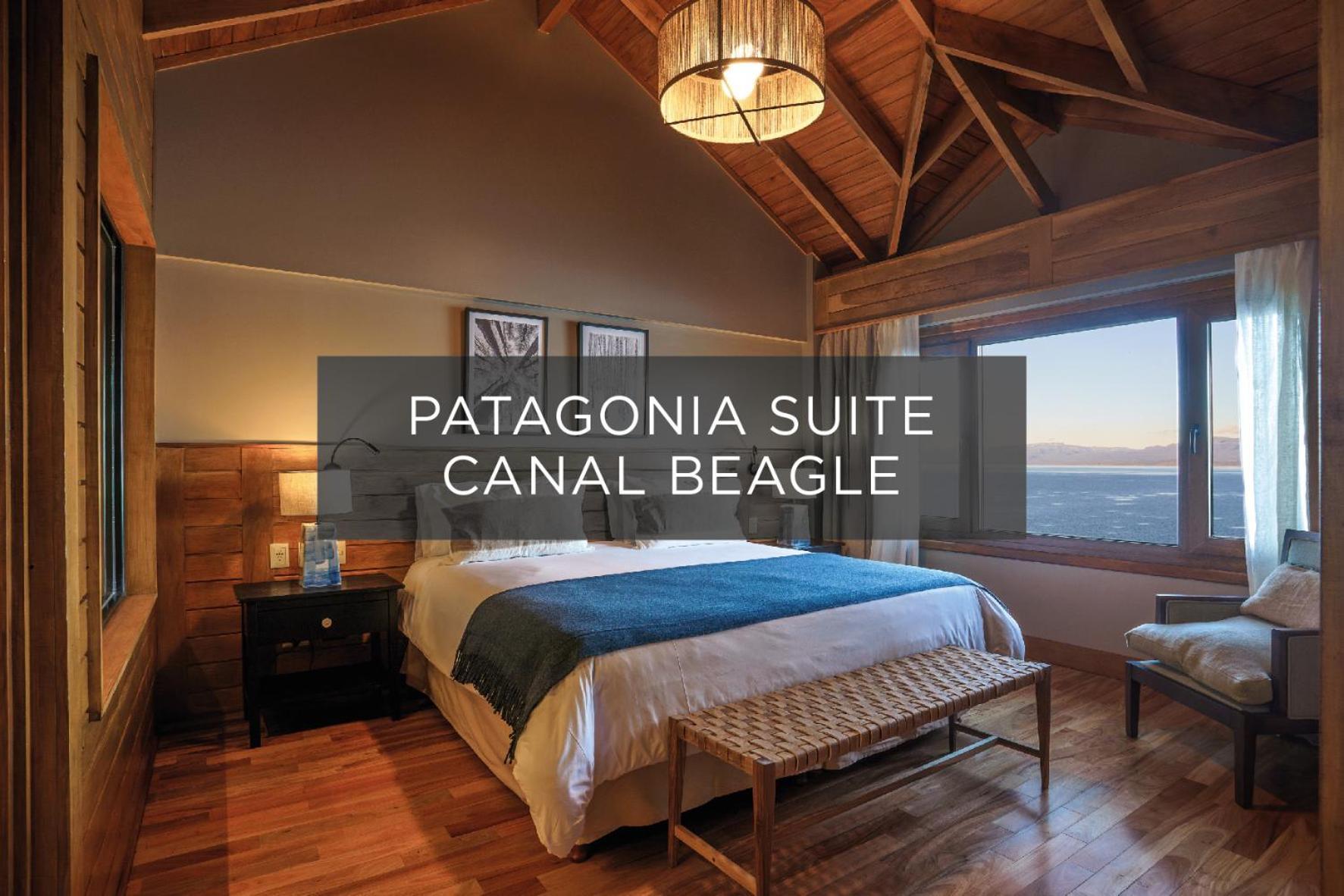 Deluxe Suite with Sea View,1588060614:JPEG