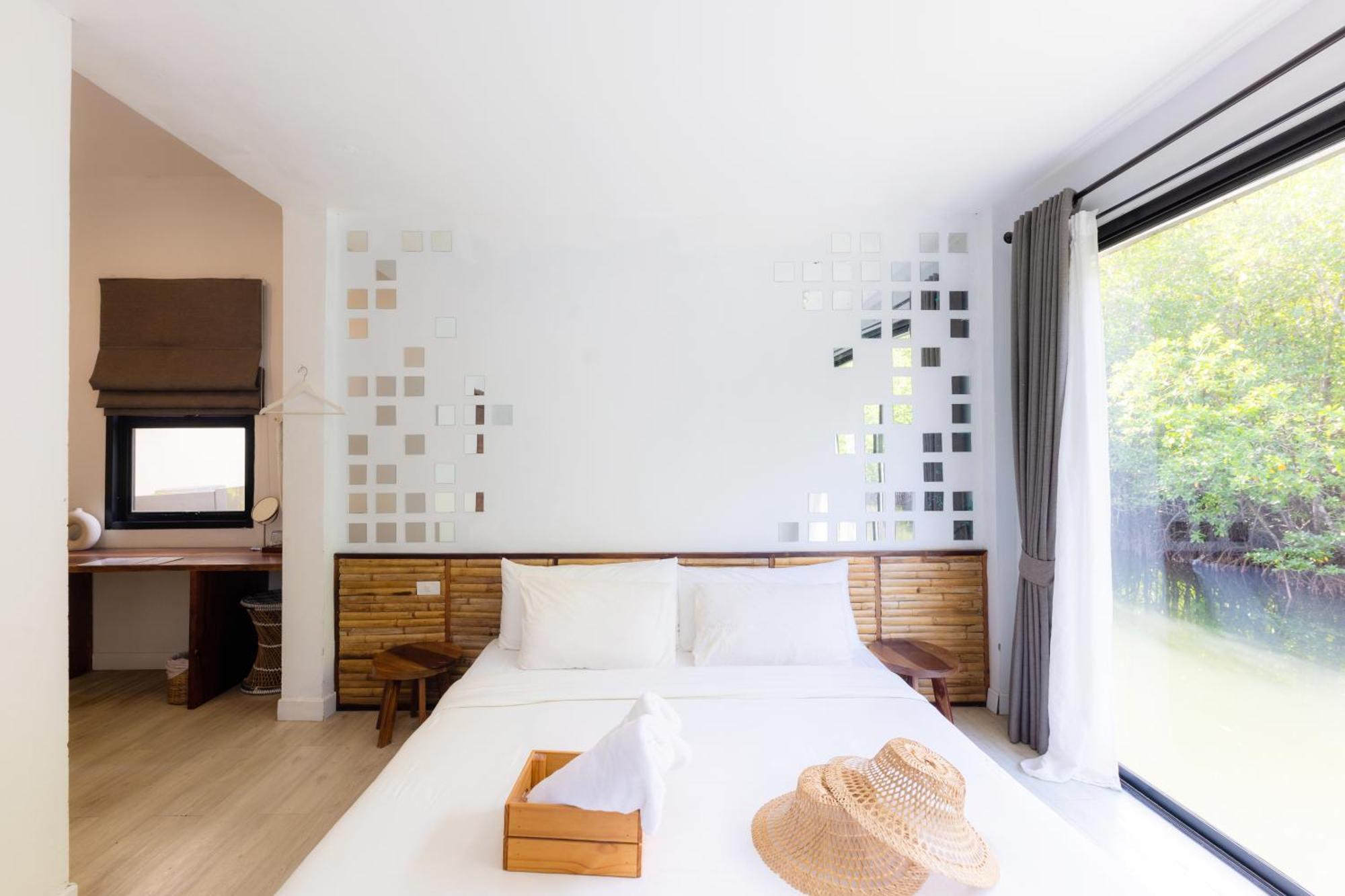 Standard Double Room,1547428417:JPEG
