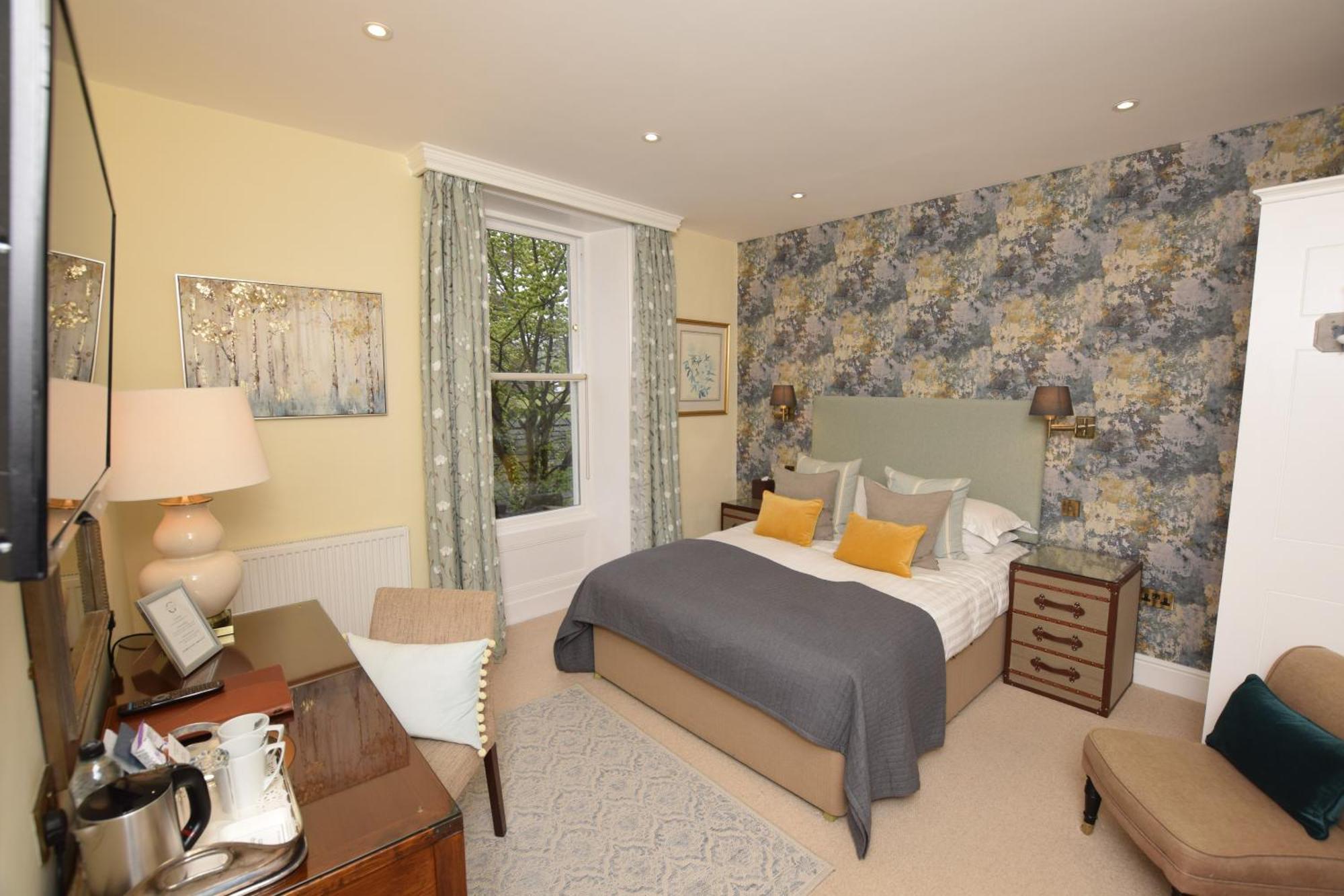 Deluxe Double Room with Bath