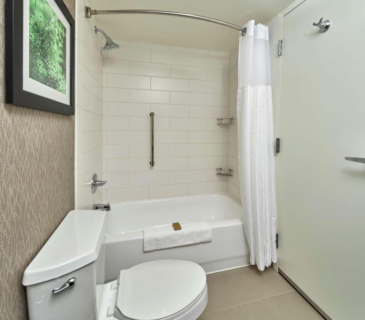 Junior King Suite with Seating Area