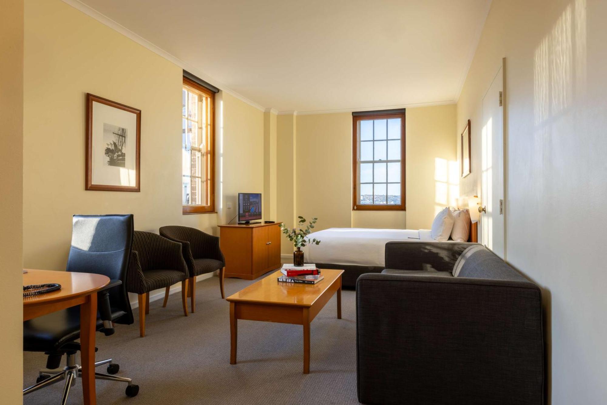 Deluxe King Room with Harbour View,1547935846:JPEG