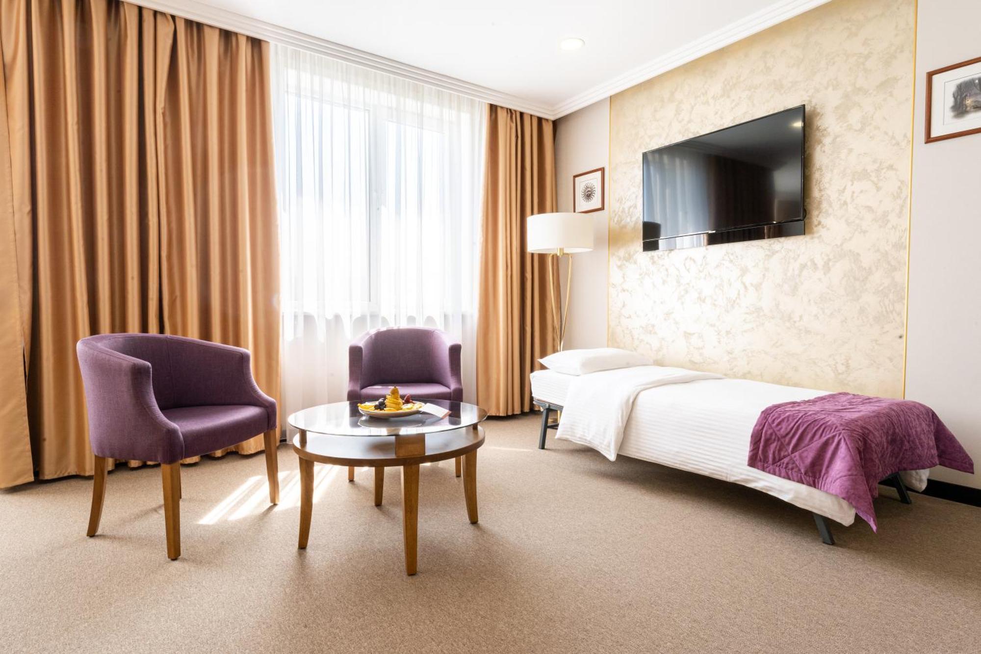 King Suite