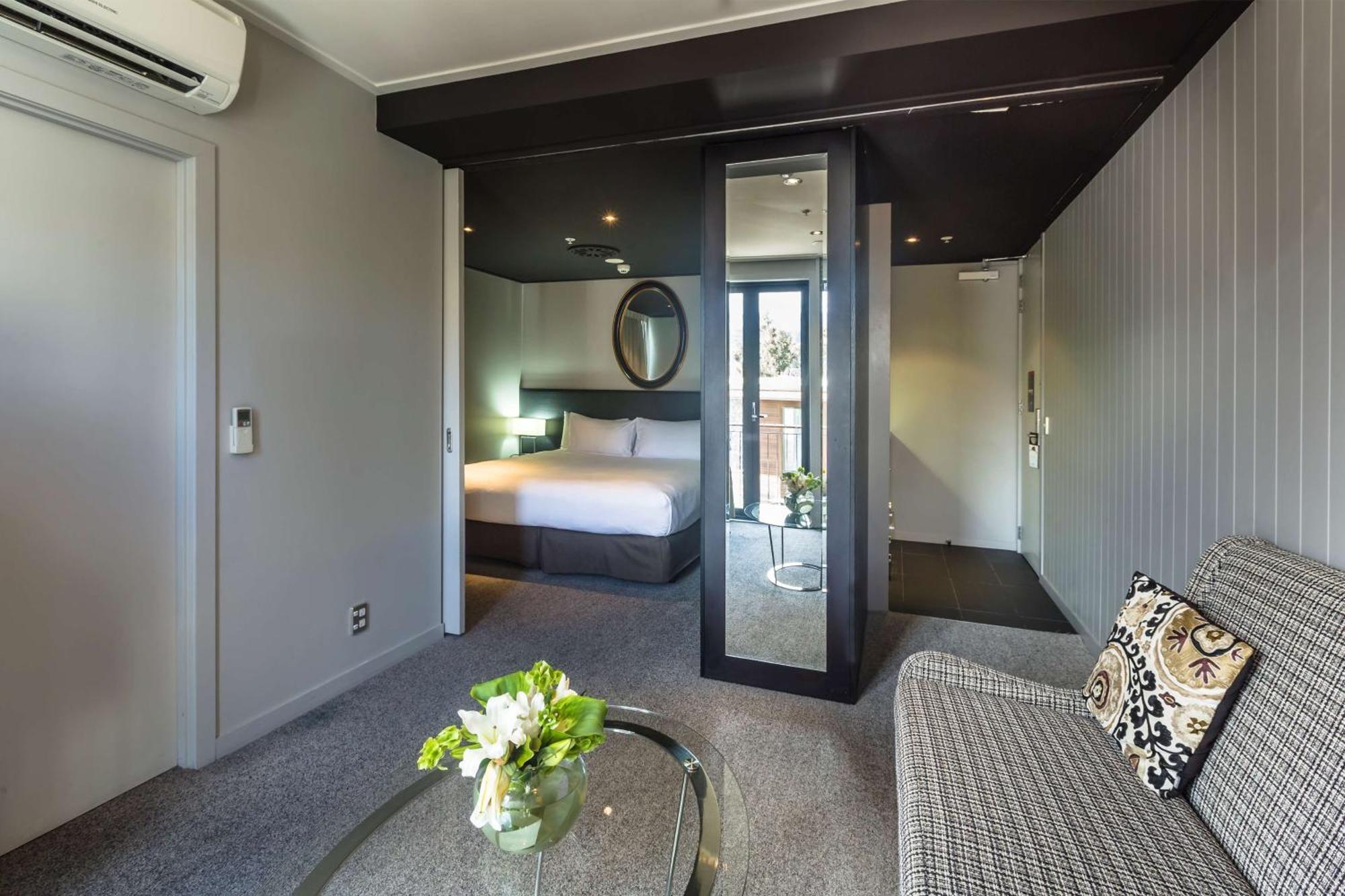 King Room with Kitchenette,1547985328:JPEG