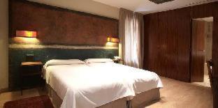Double or Twin Room with Extra Bed