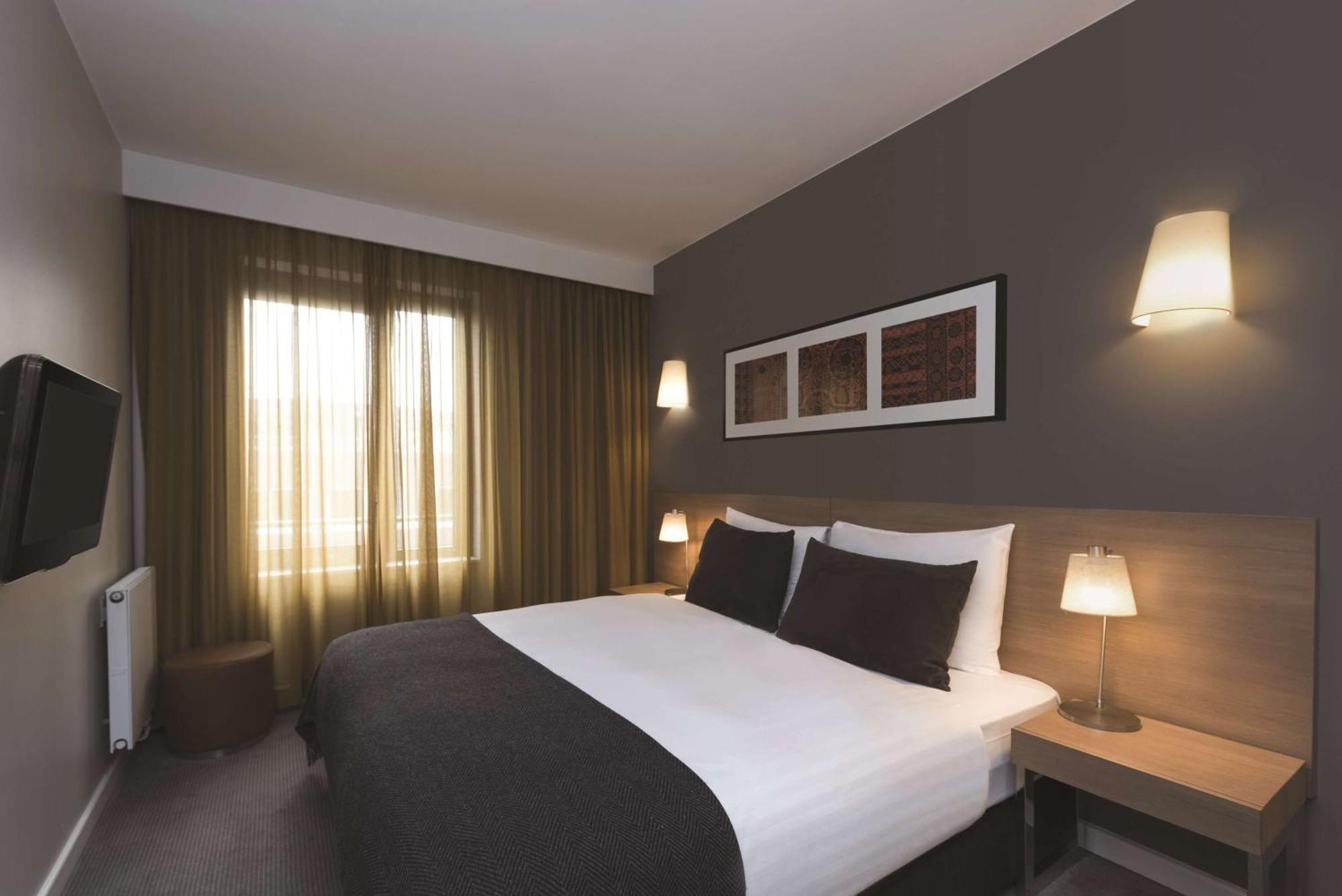 Appartement 3 Chambres Communicantes