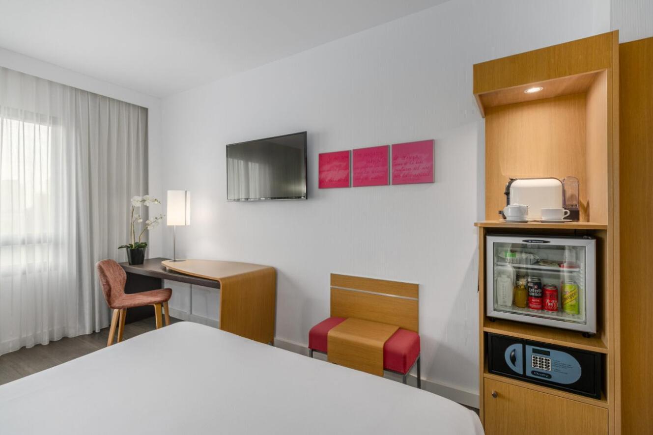 Double Room,1548354436:JPEG