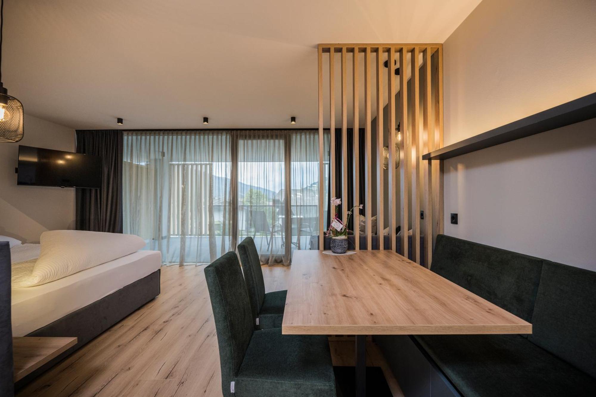 Superior Apartment