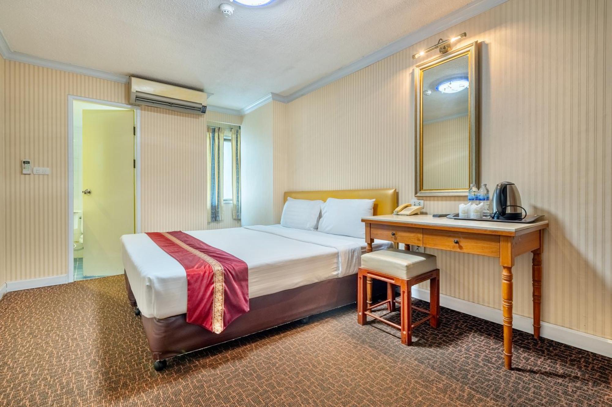 Deluxe Double or Twin Room,1548524659:JPEG