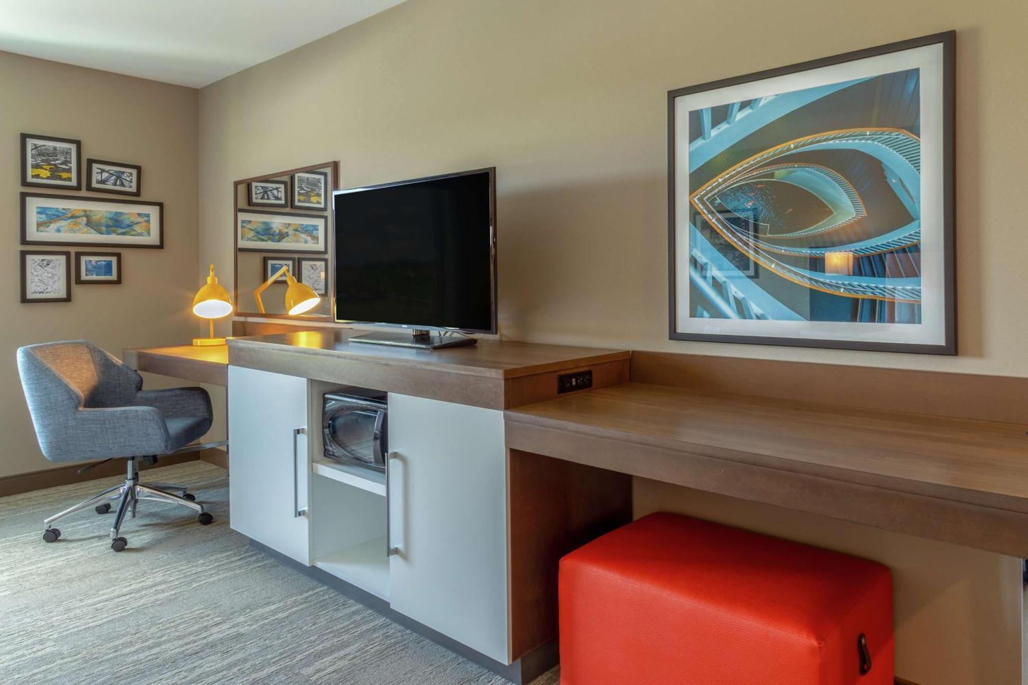 King Room - Hearing Accessible/Non-Smoking