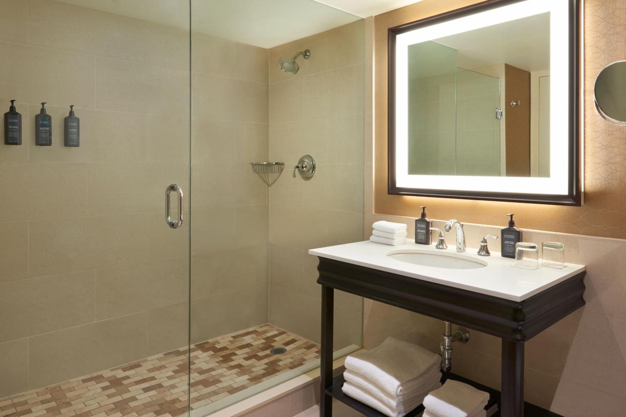 Premium Guest room with 2 Queen Beds
