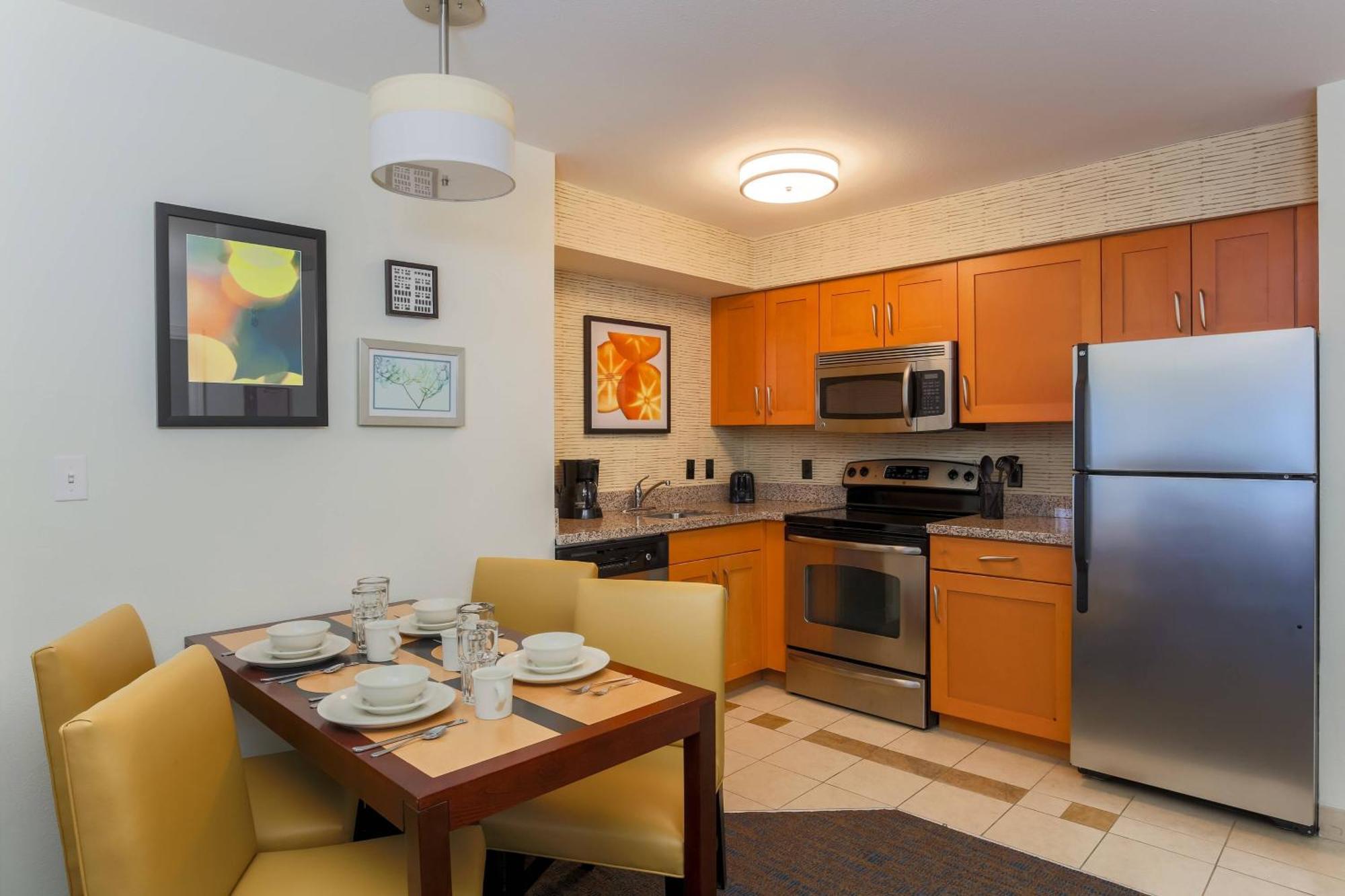 2 Bedroom Suite