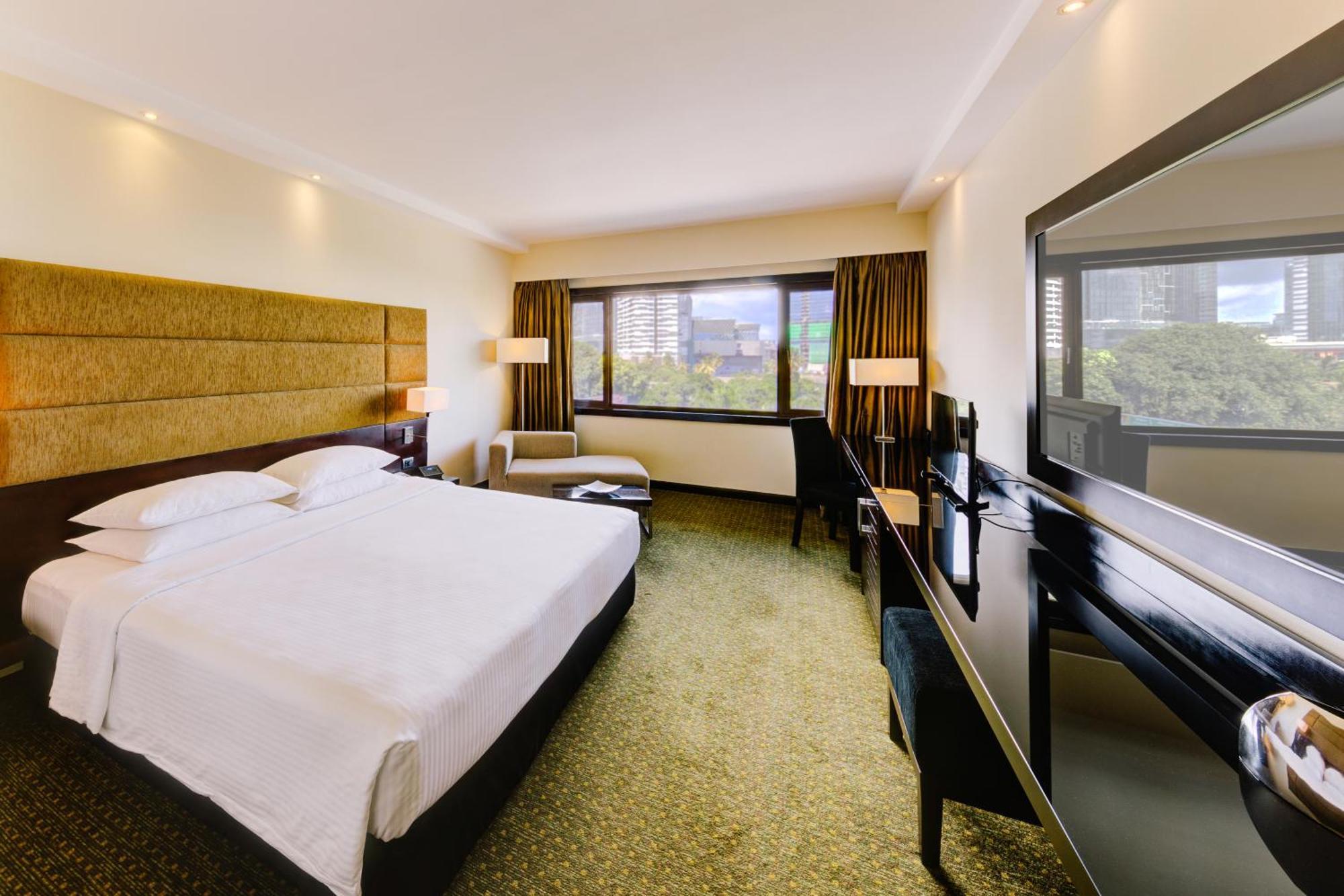 Superior King Room