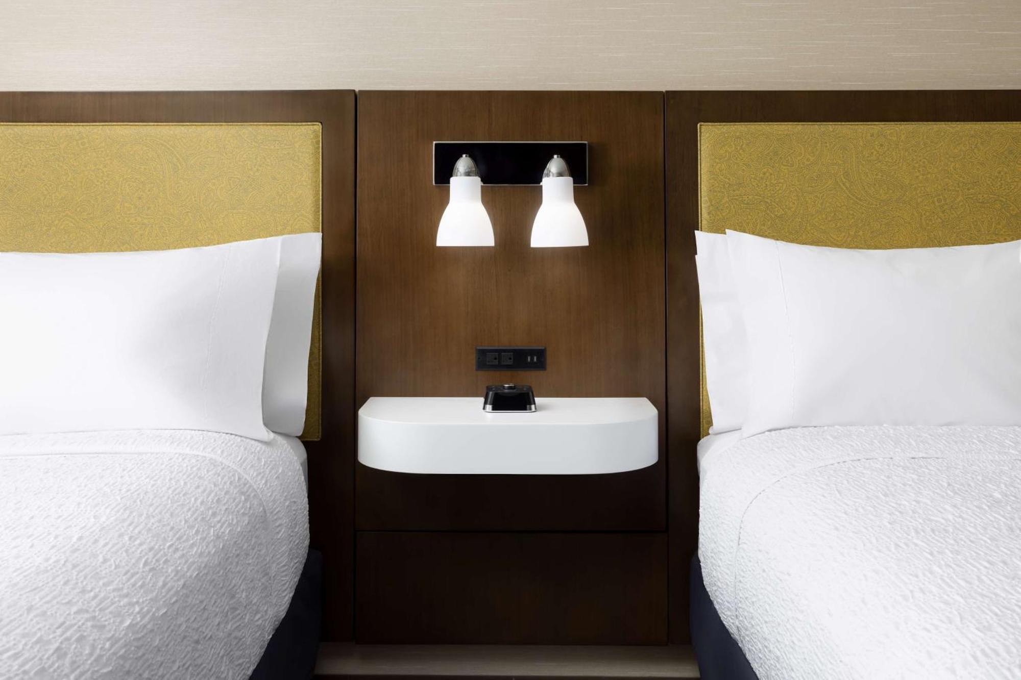 Queen Room with Two Queen Beds and Roll-In Shower - Mobility/Hearing Access - Non-Smoking