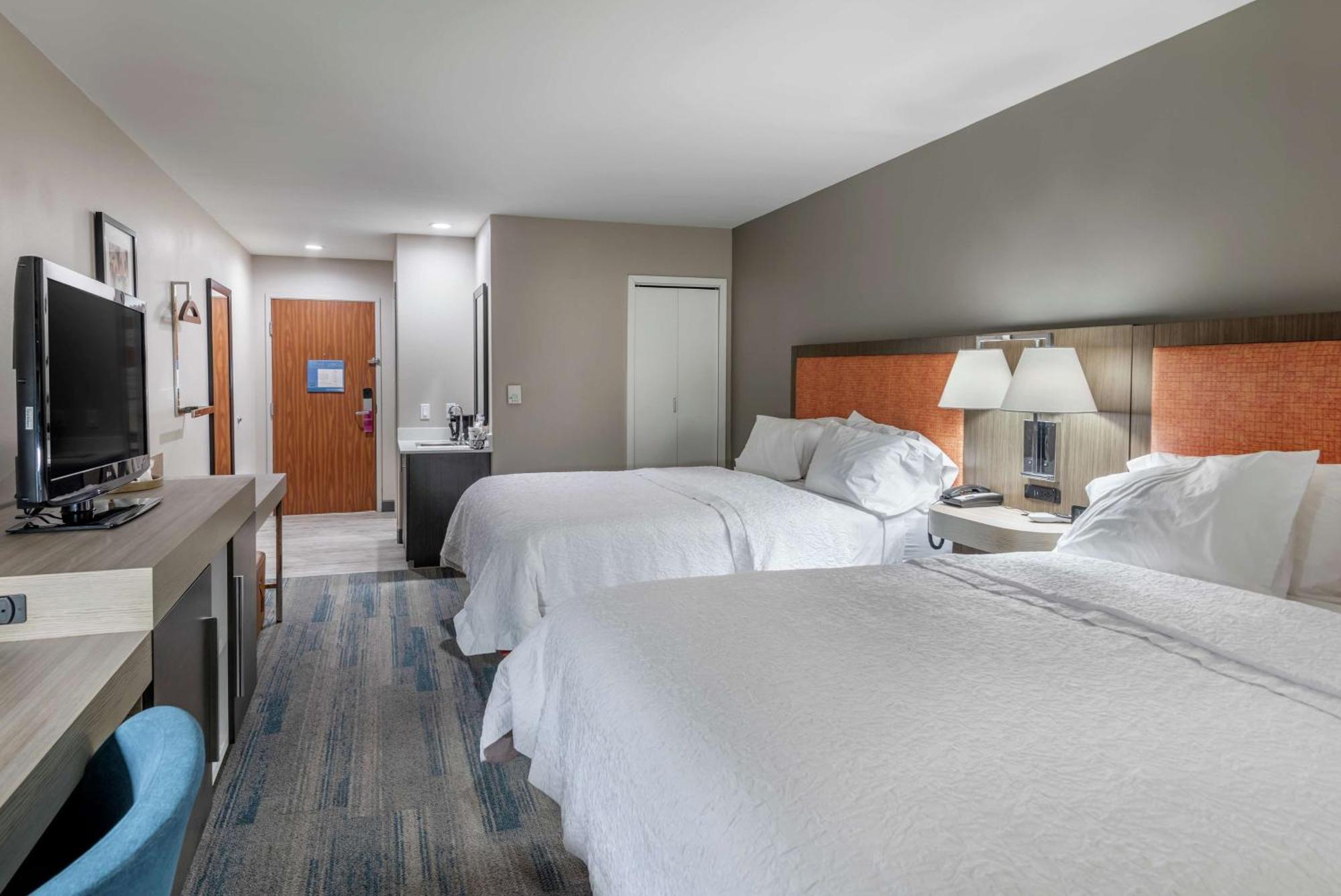 Queen Room with Two Queen Beds - Non-Smoking