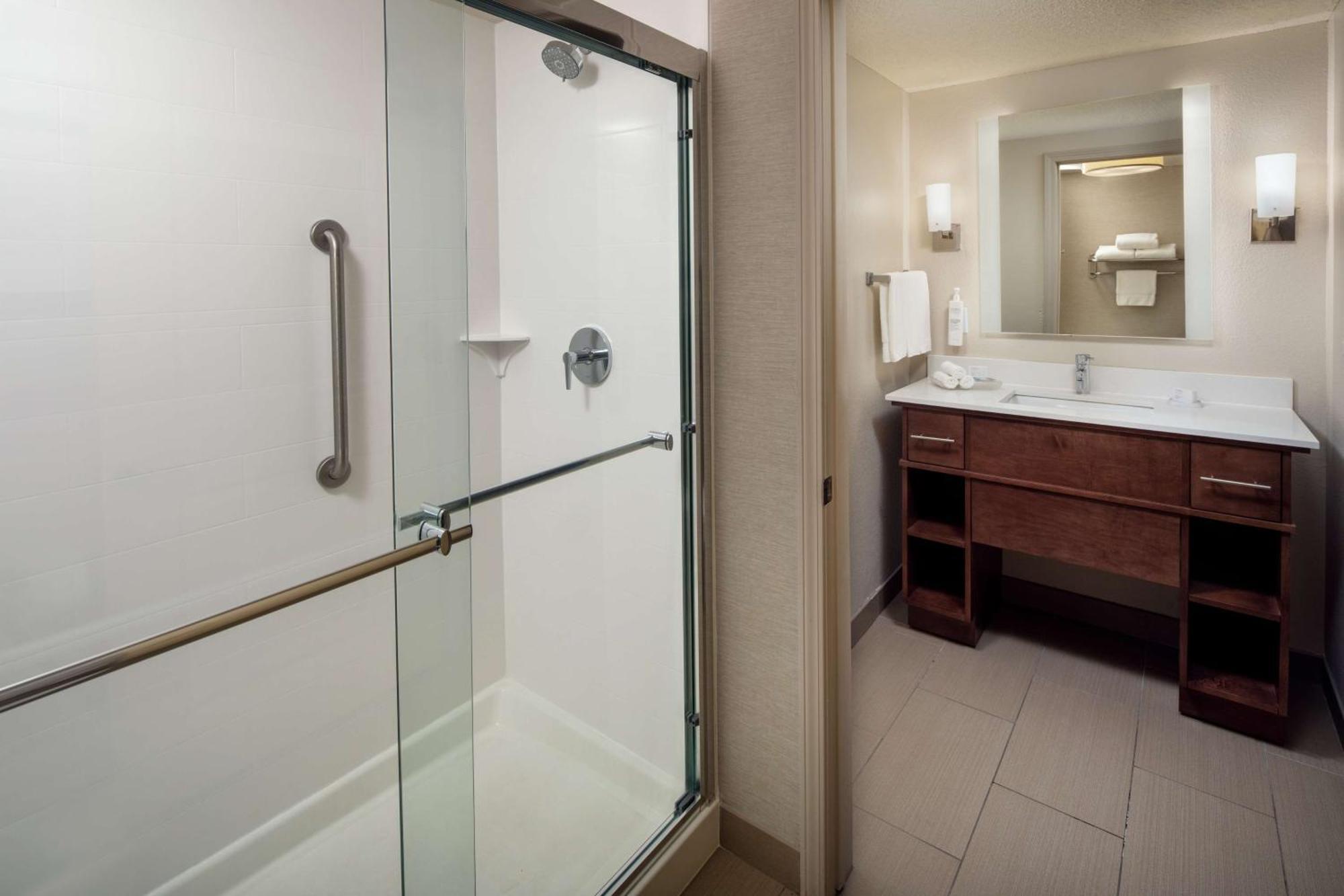 King Studio Suite