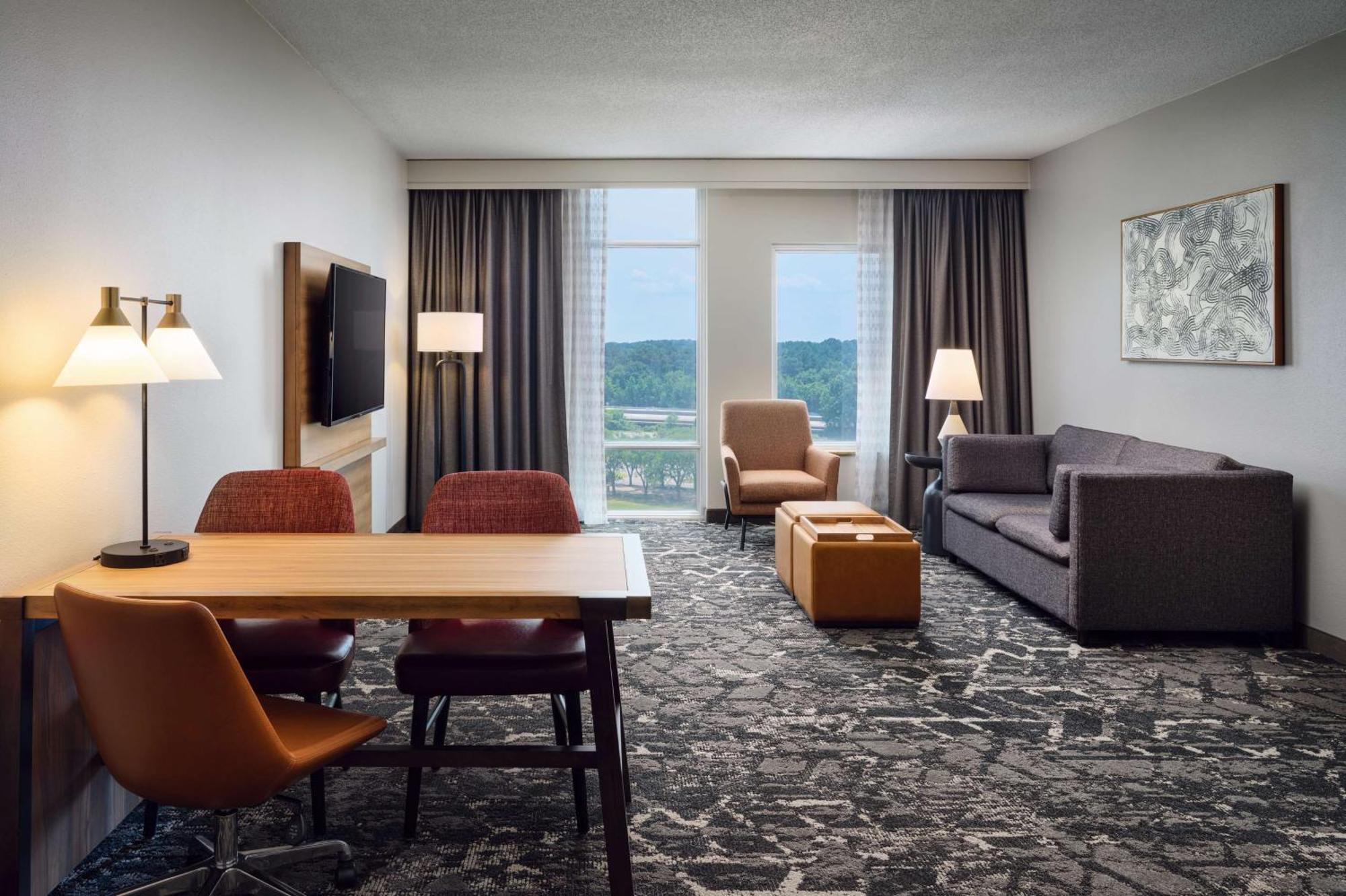 King Corner Suite City View Non-Smoking