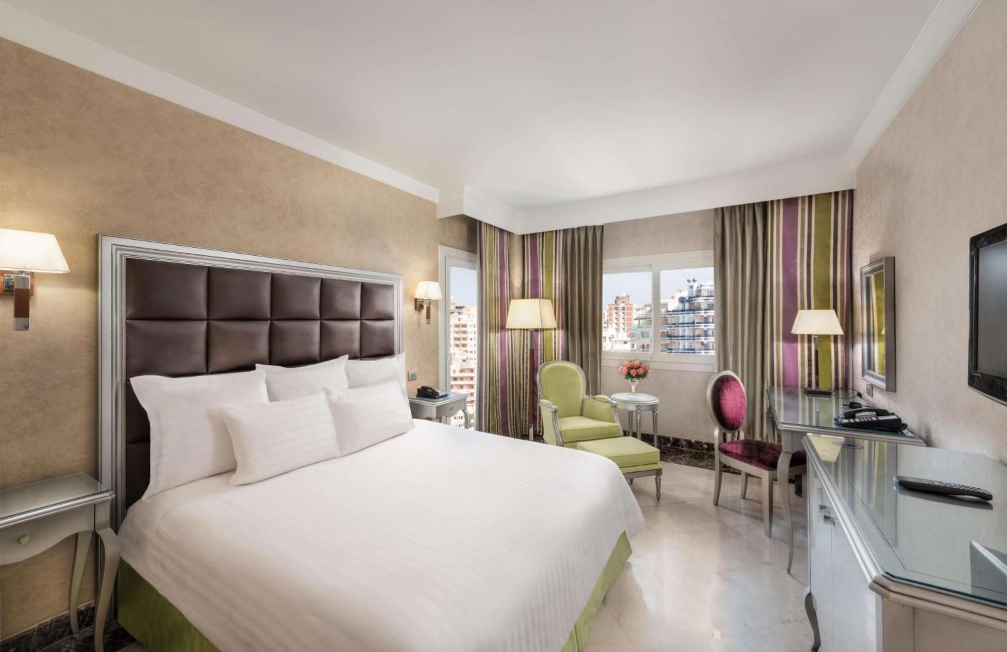Executive King Room with City View