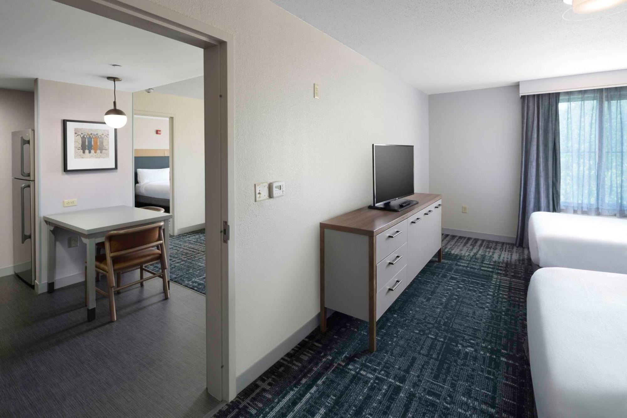Two Bedroom Suite with One King and Two Queen Beds - Non-Smoking