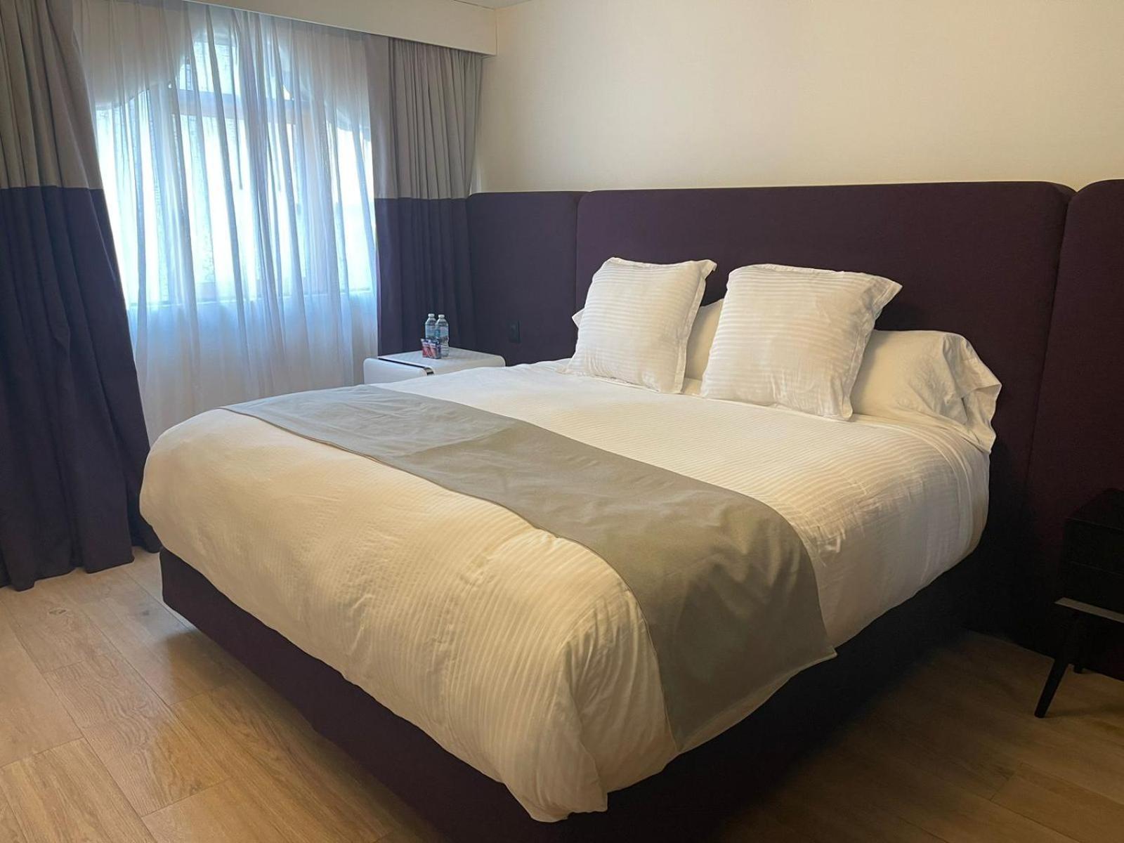 Queen Suite