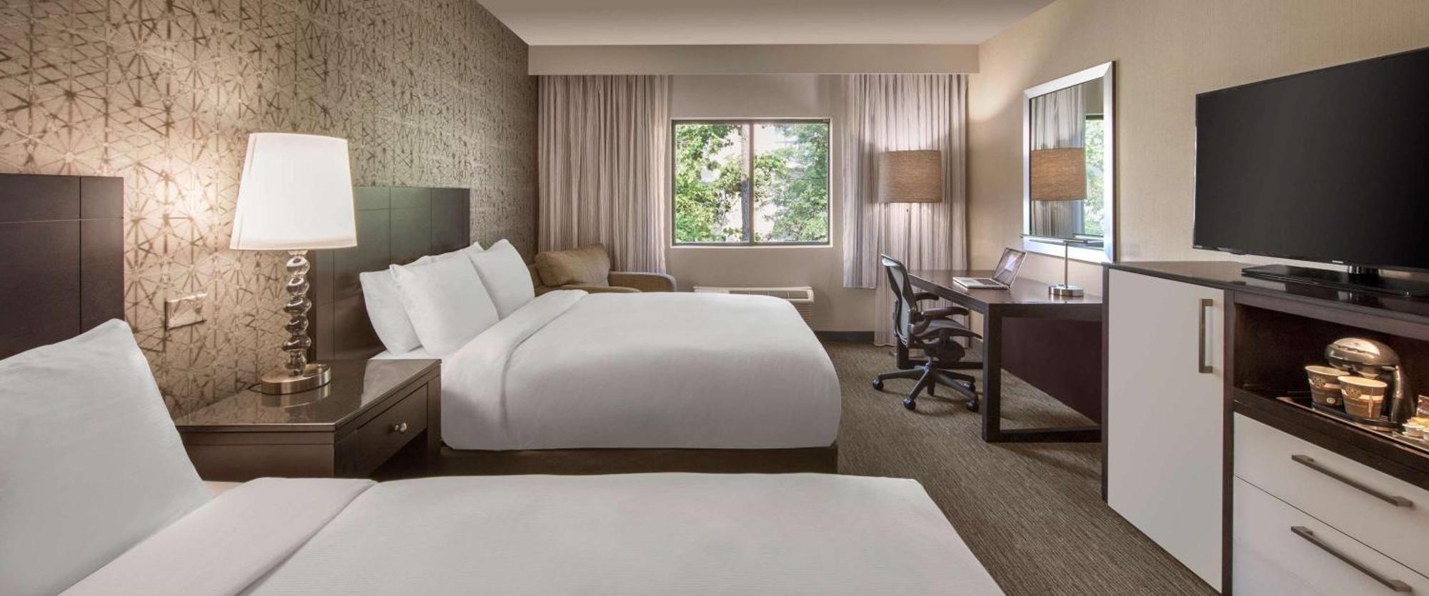 Double Room with Two Double Beds - Non-Smoking