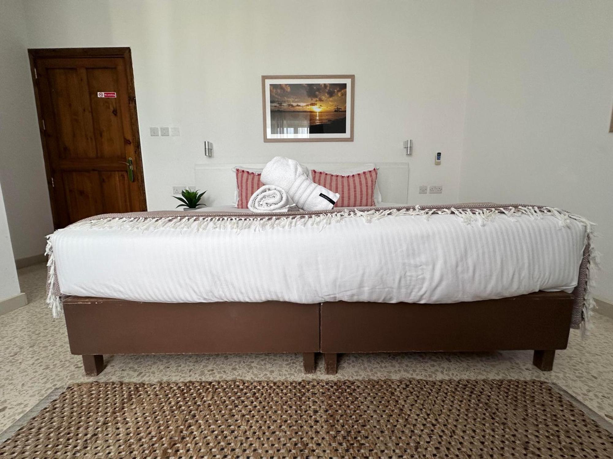 Deluxe Double Room Balcony Sea View,1411754177:JPEG
