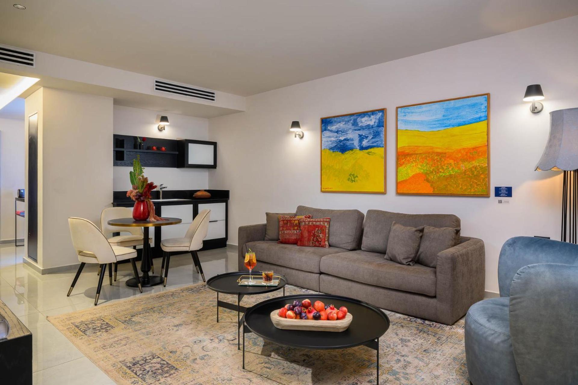 Bahai Garden Suite