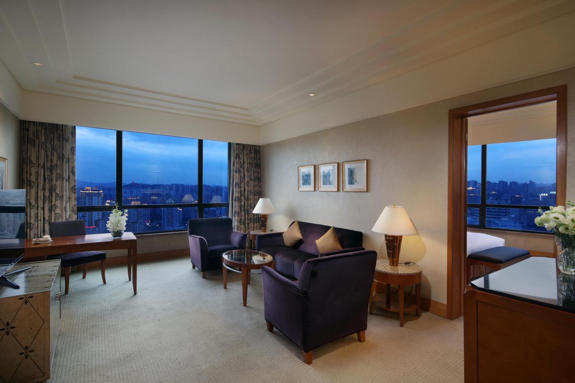Executive King Suite,1636748559:JPEG