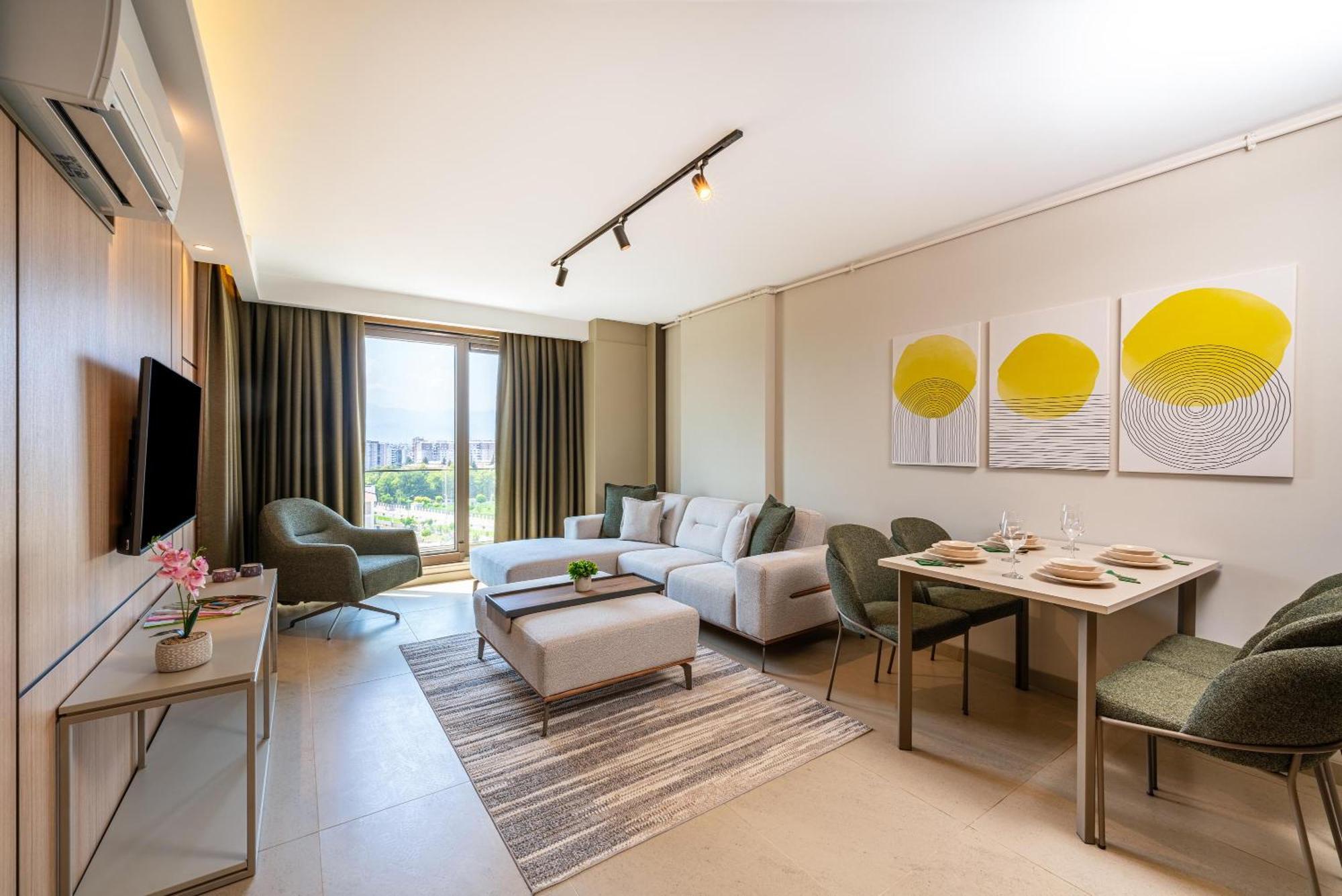 Standard Apartment,1549365058:JPEG
