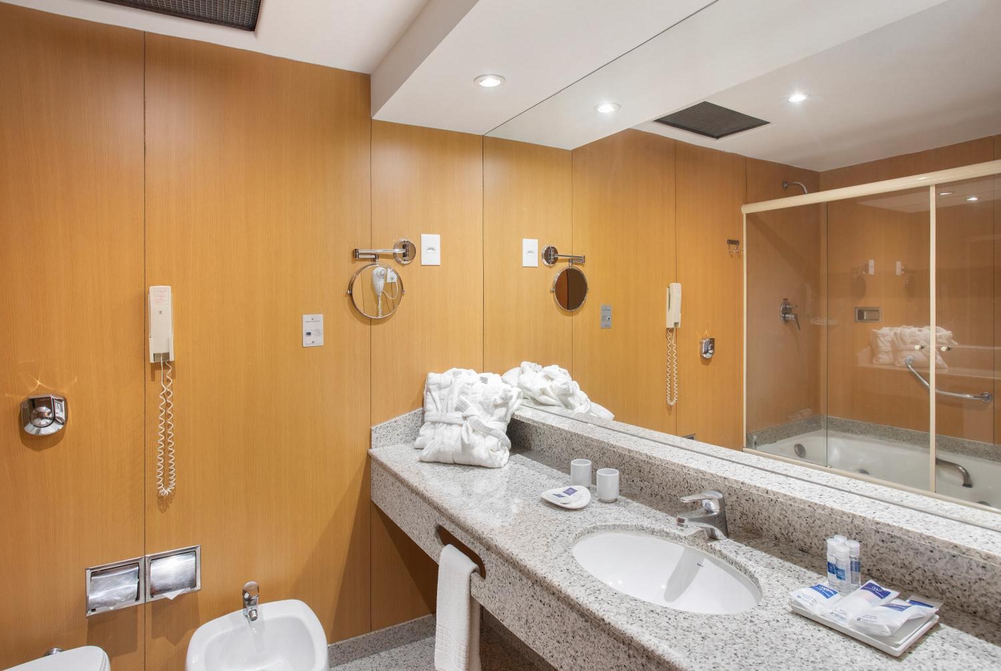 Junior Suite City View,1549382014:JPEG