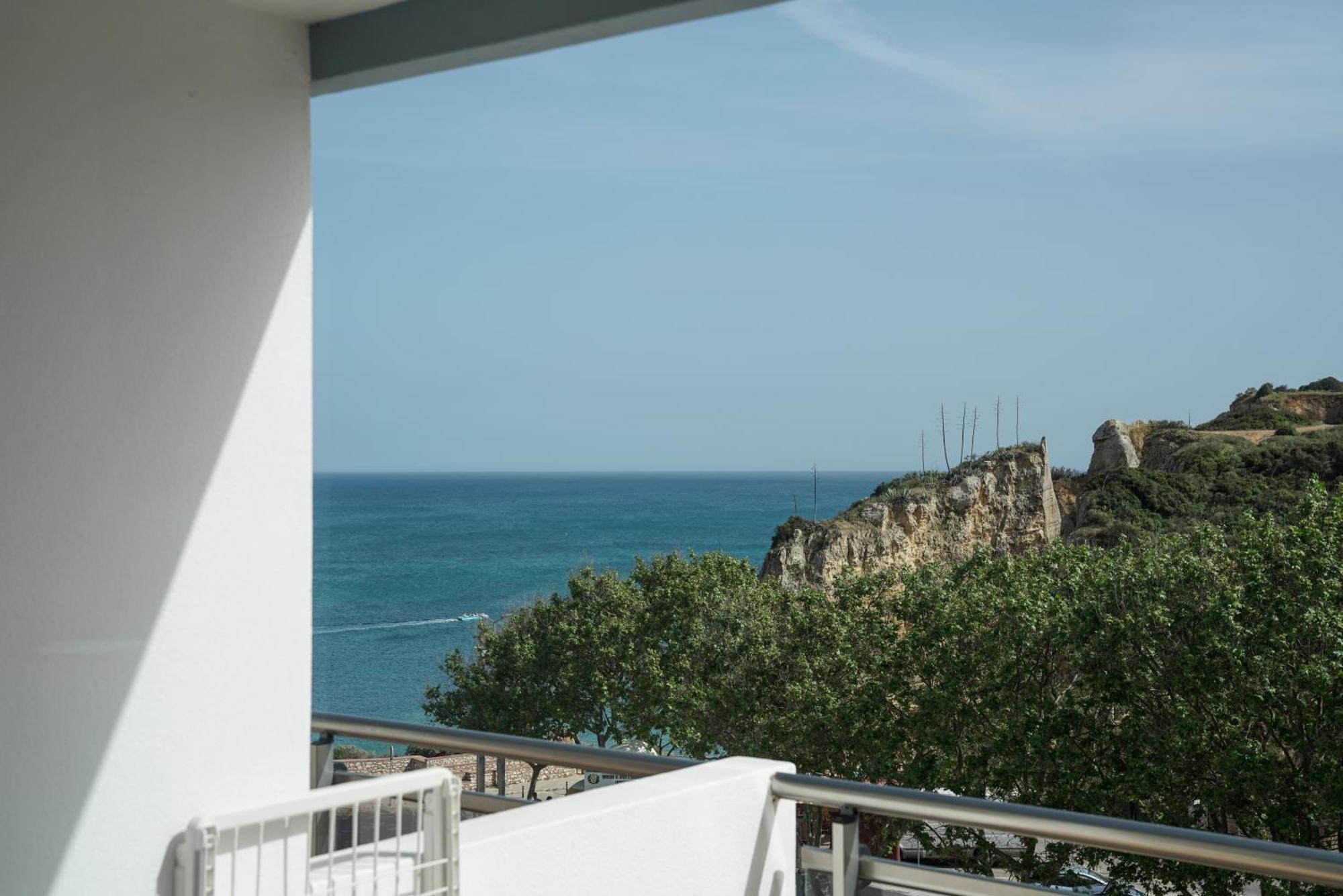 Twin Room with Side Sea View