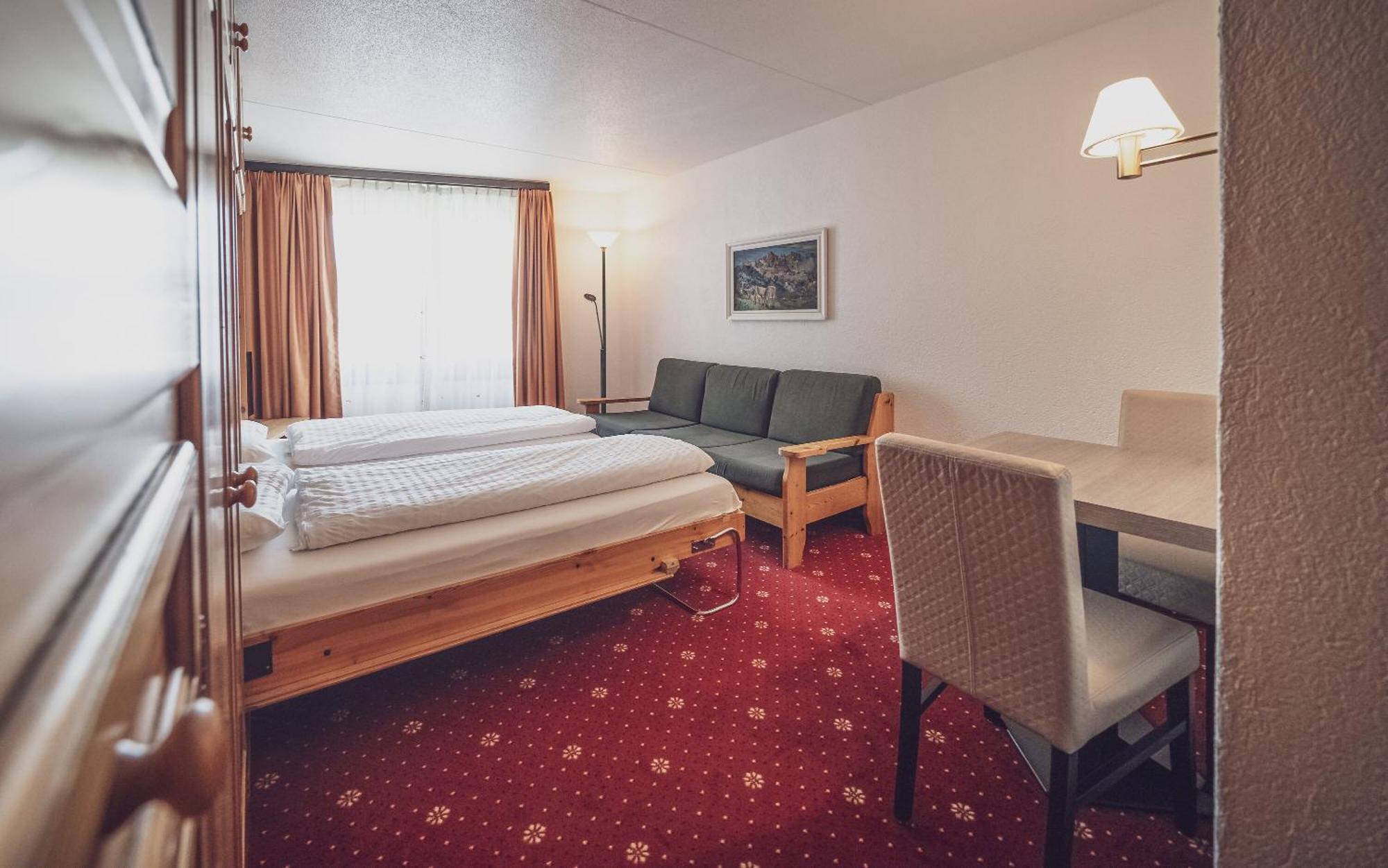 Twin Room - North Standard