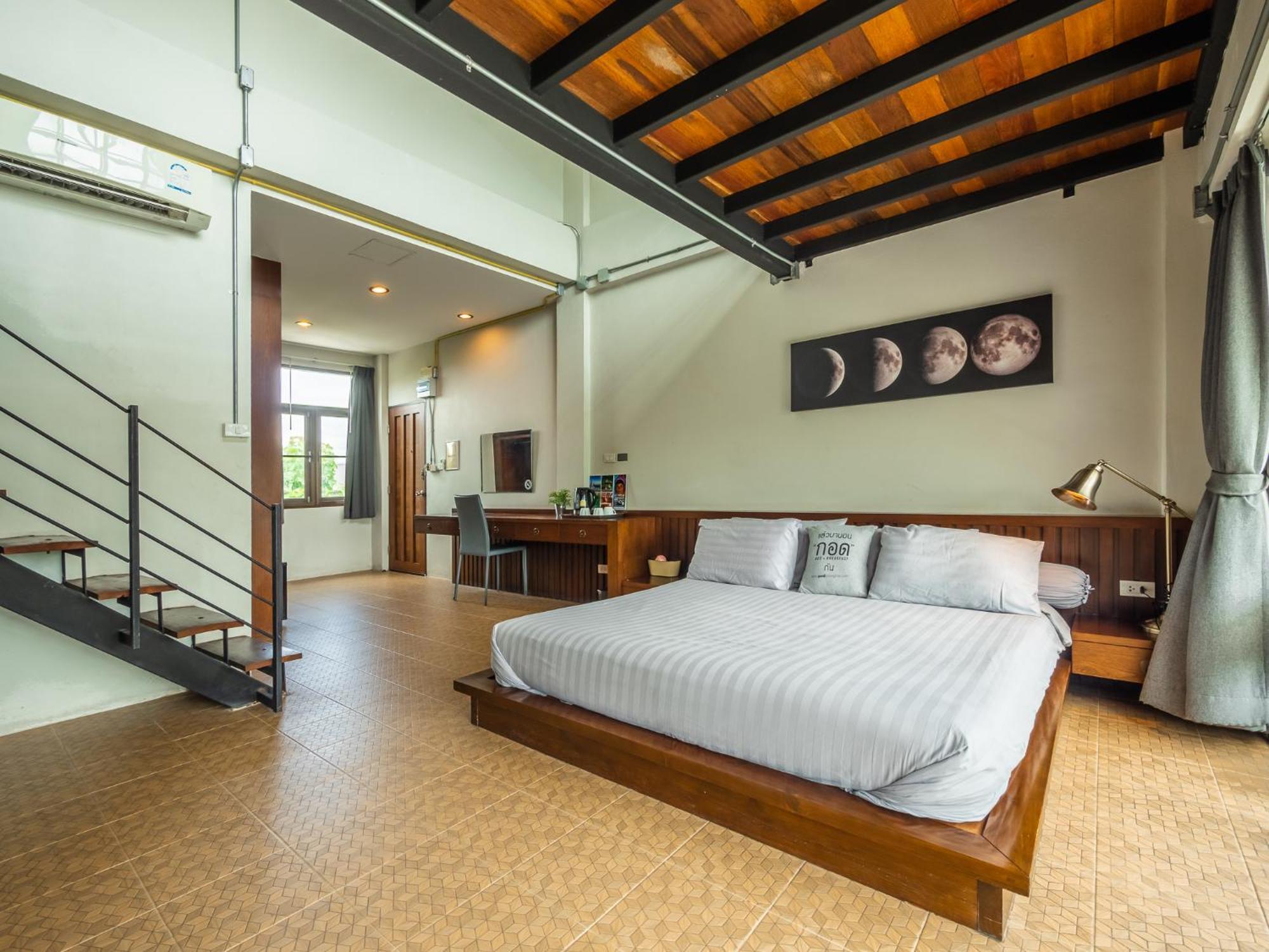 Triple Loft Room,780233781:JPEG