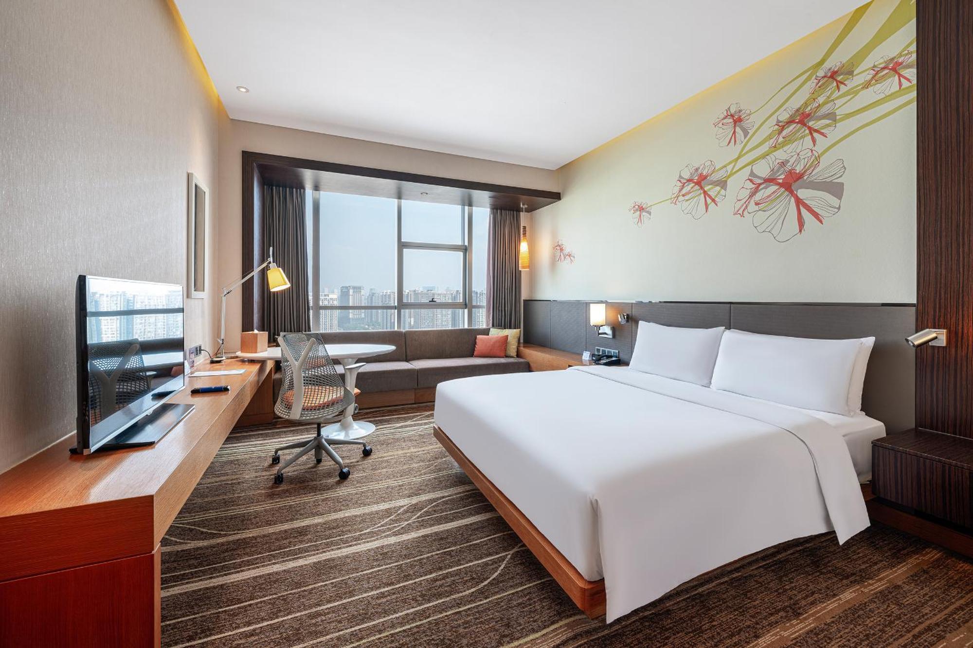 King Room - Mobility Accessible